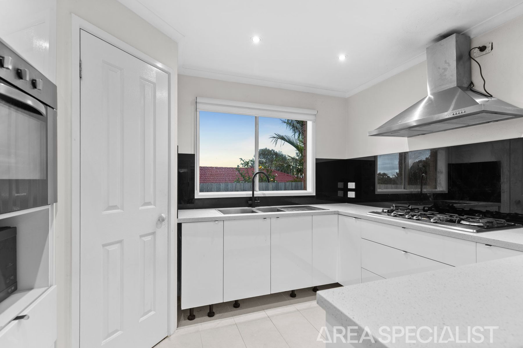 58 Laurel Crescent, Carrum Downs, Carrum Downs - Thumbnail 3