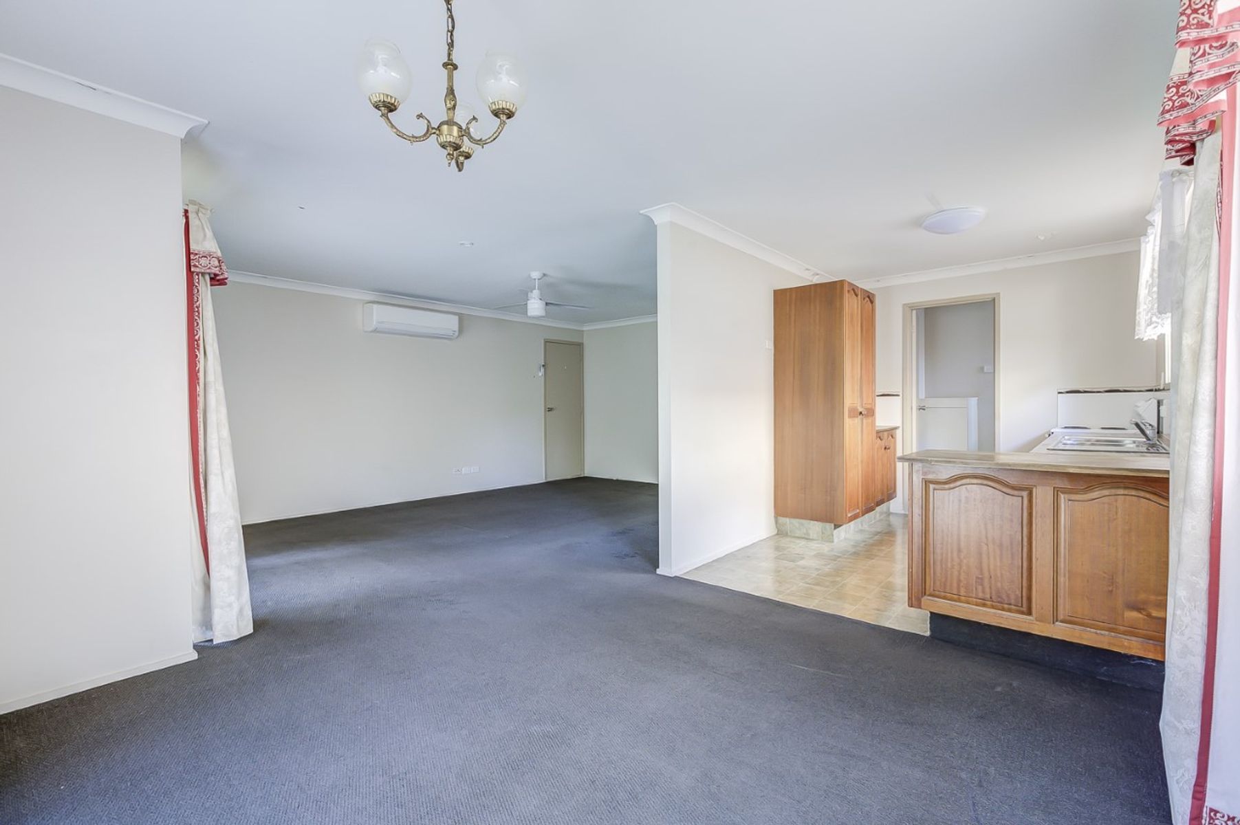 283 Morala Avenue, Runaway Bay, QLD 4216, Runaway Bay - Thumbnail 7