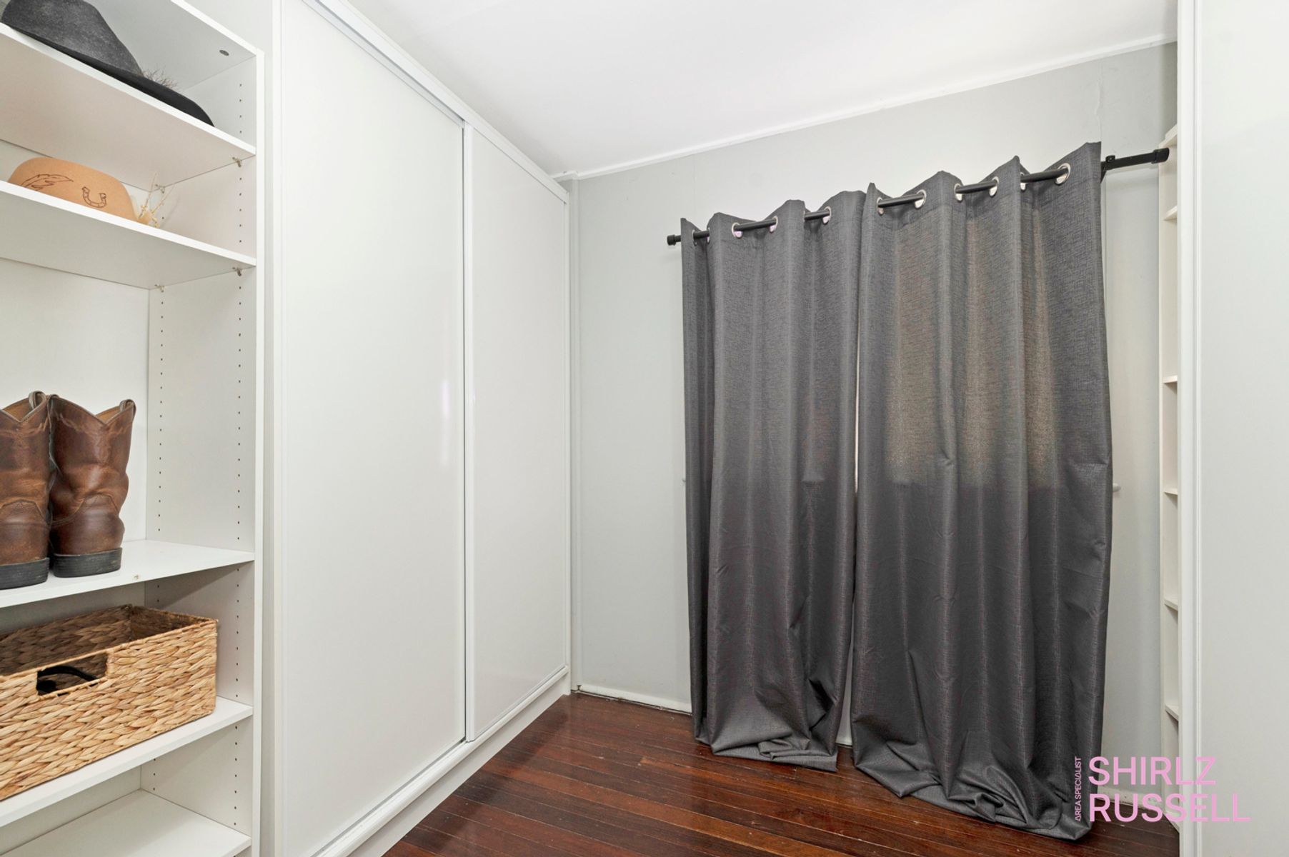 17 Lamb Street 18