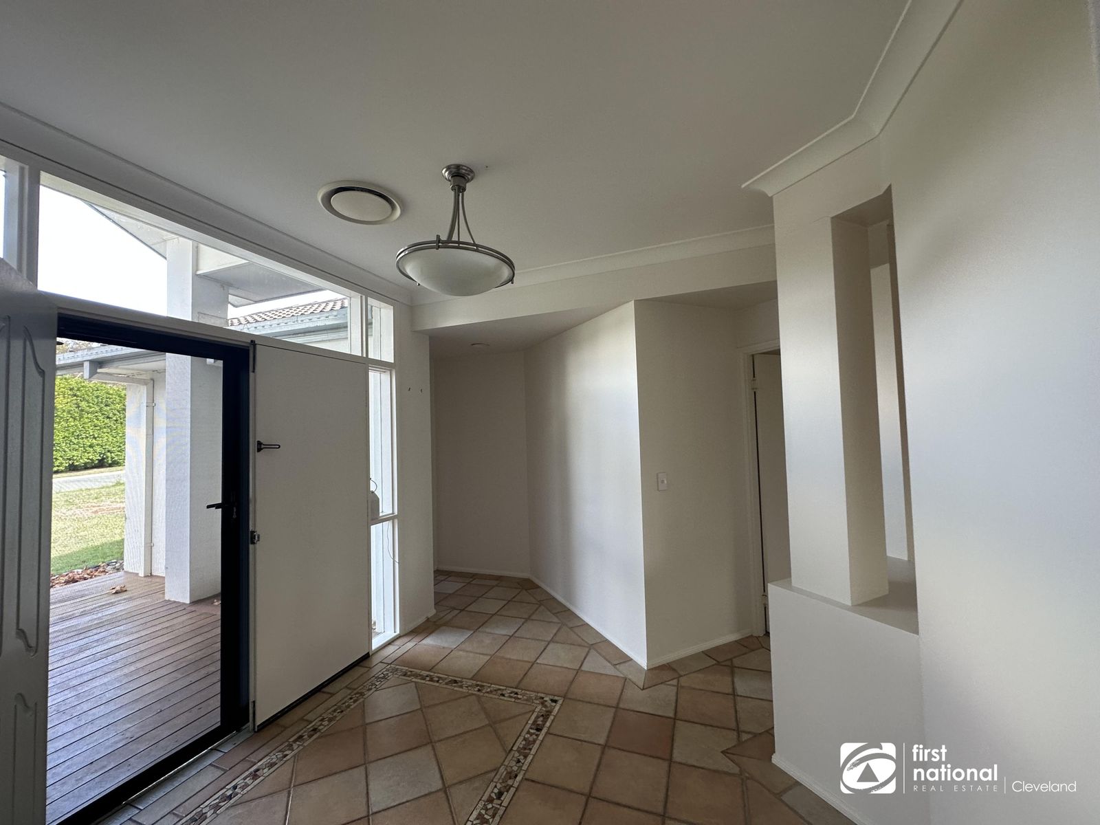 10 Mossip Court, Wellington Point QLD 4160, Wellington Point - Thumbnail 2