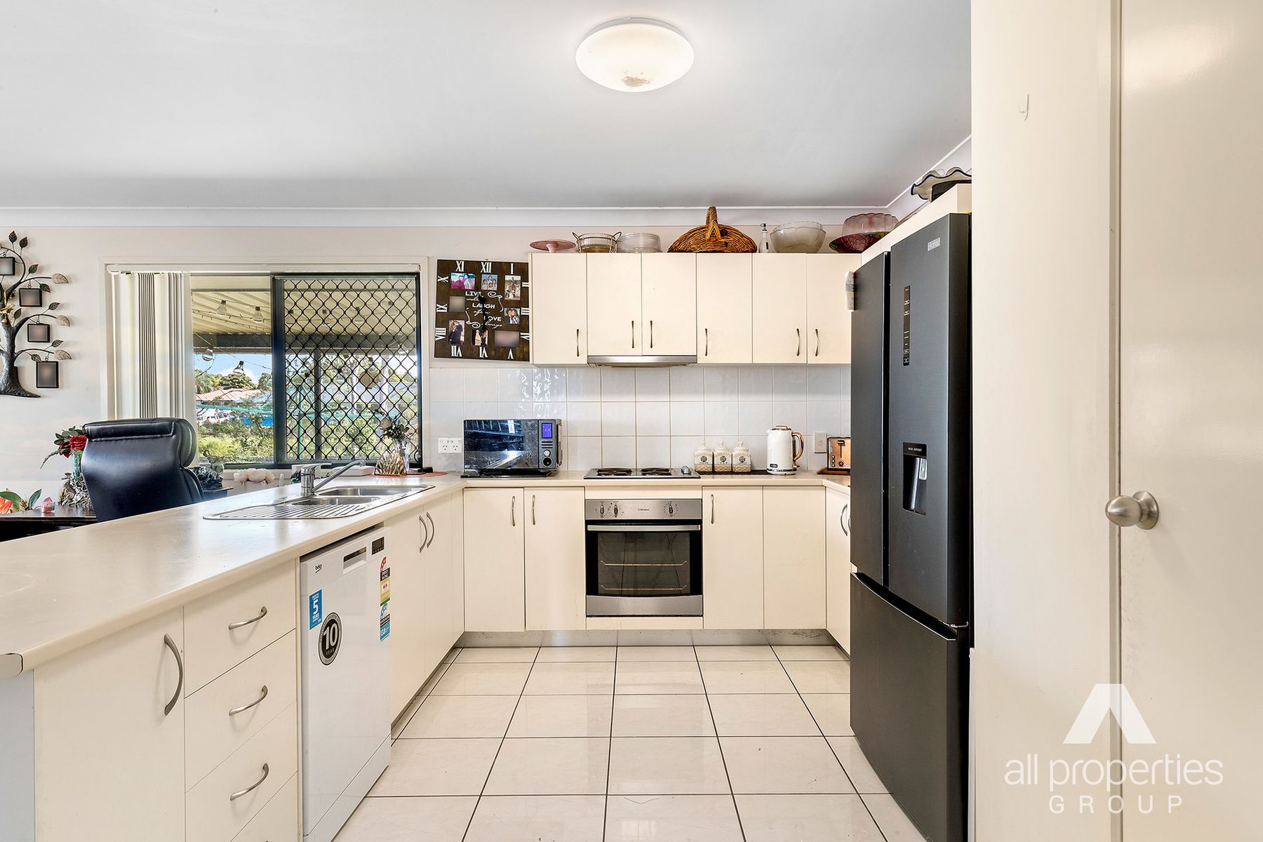 27 Rethan Court, Marsden QLD 4132, Marsden - Thumbnail 2