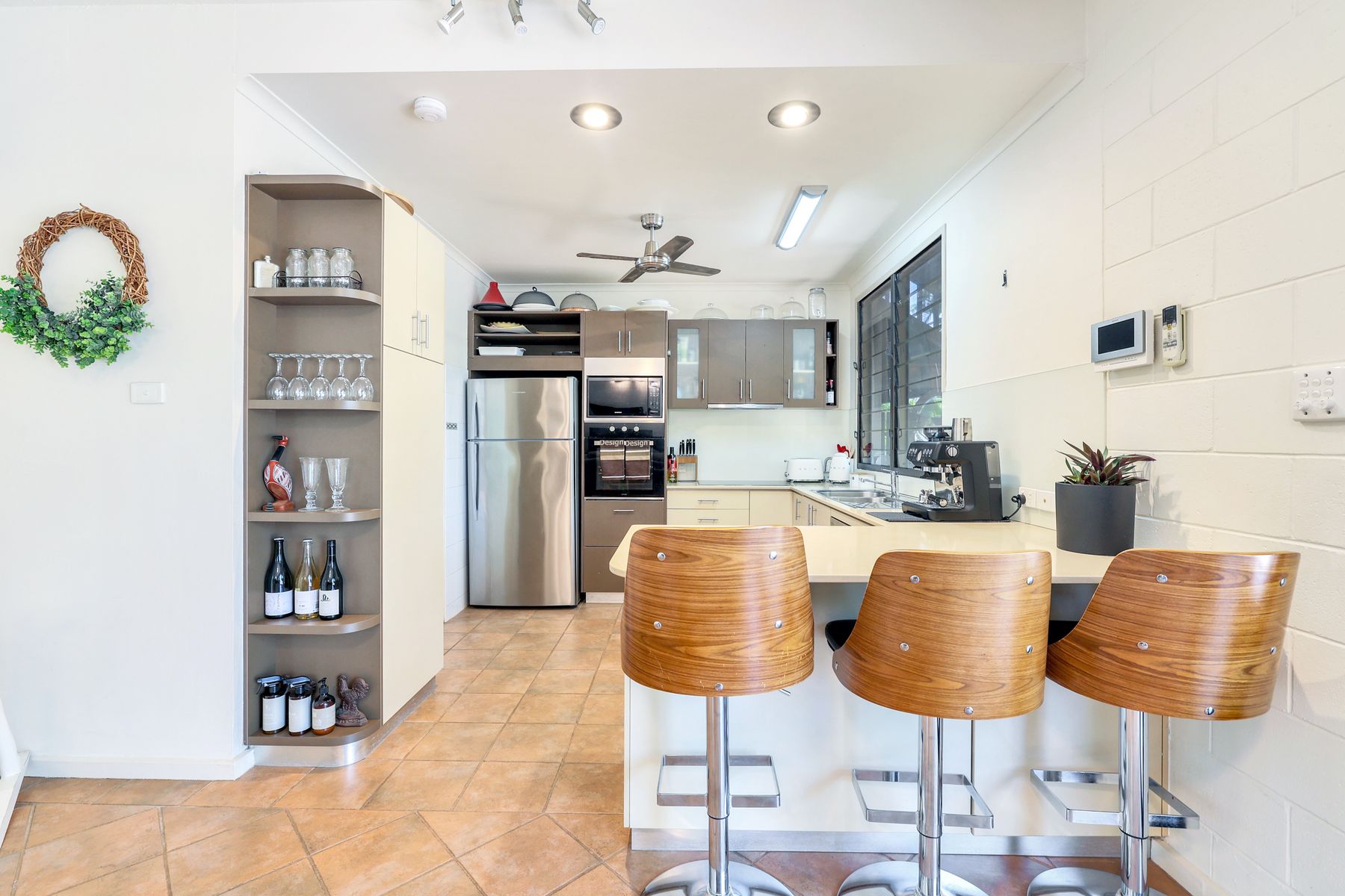 1/2 Manoora Street, Larrakeyah NT 0820, Larrakeyah - Thumbnail 3