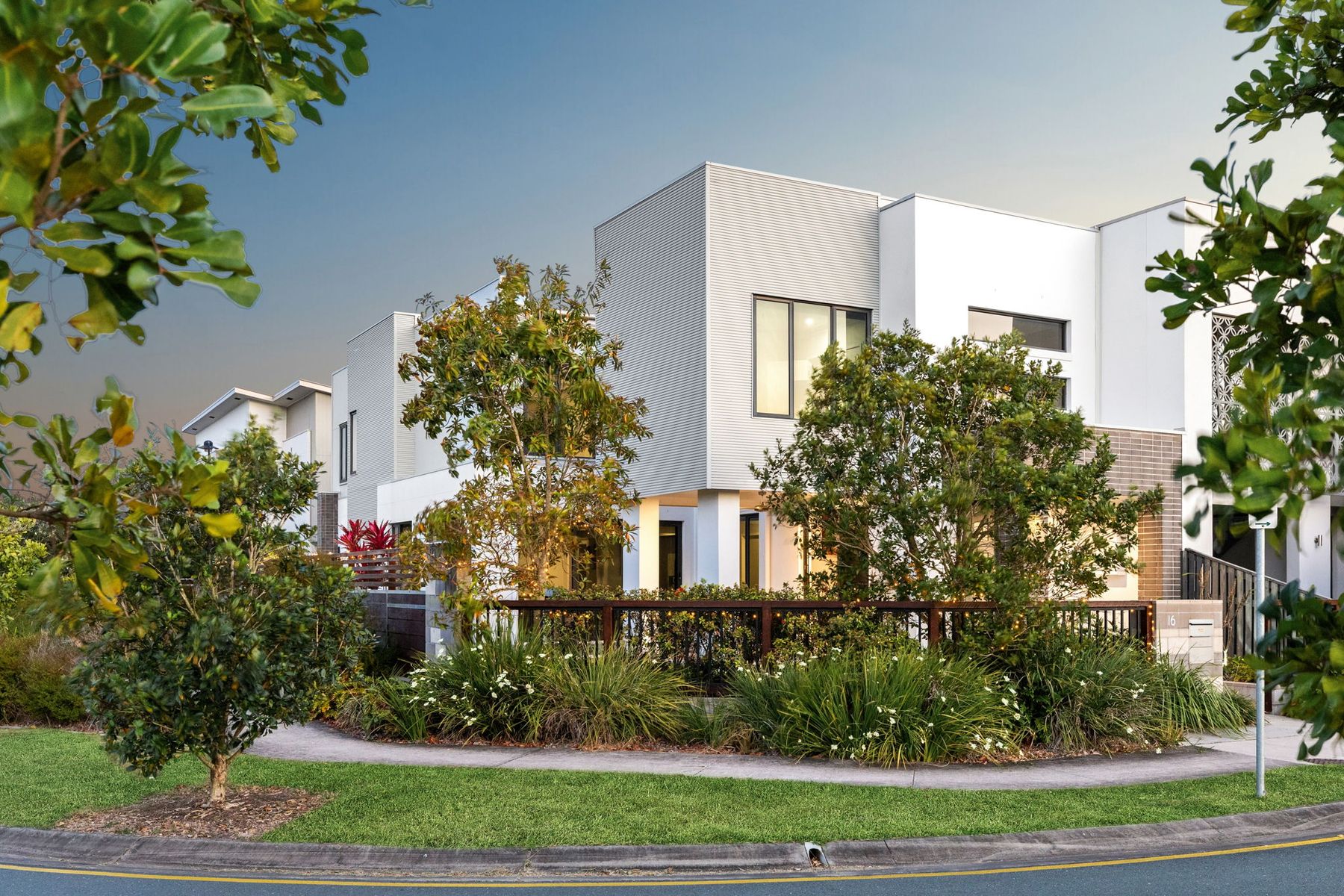 16 Zeal Street, Birtinya QLD 4575, Birtinya - Thumbnail 2