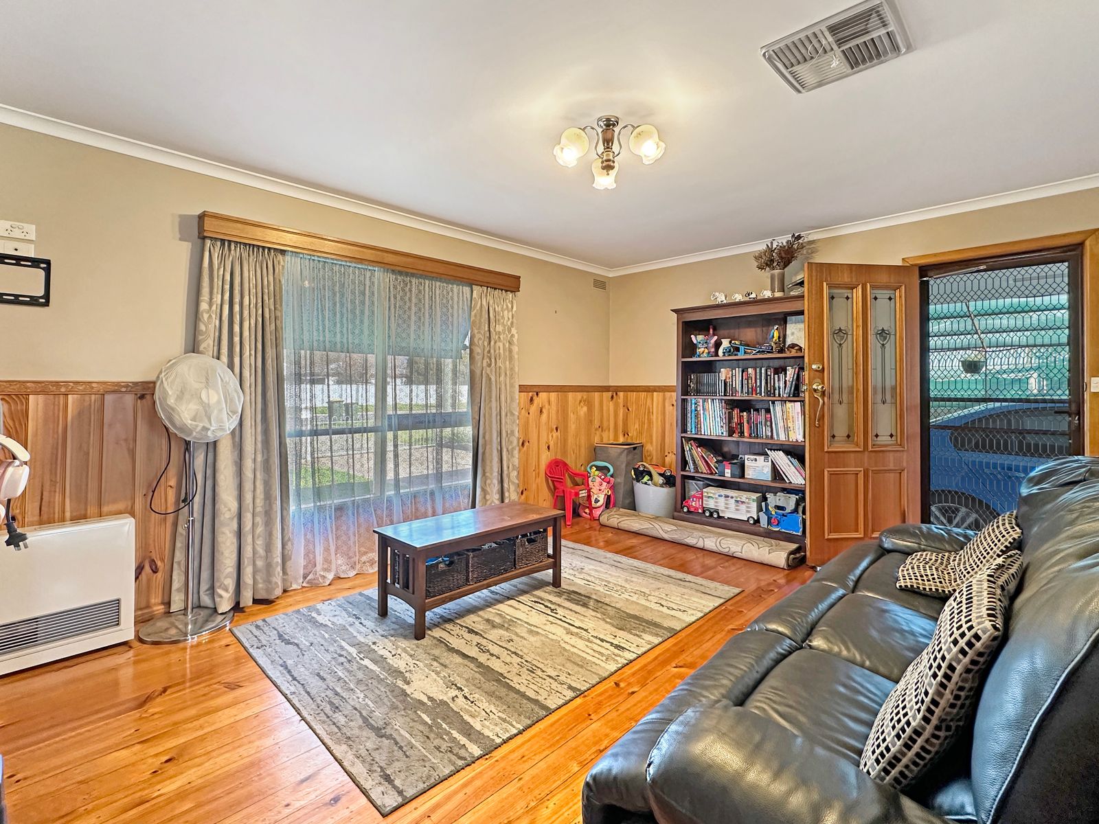 35 Powlett Street, Carisbrook VIC 3464, Carisbrook - Thumbnail 6