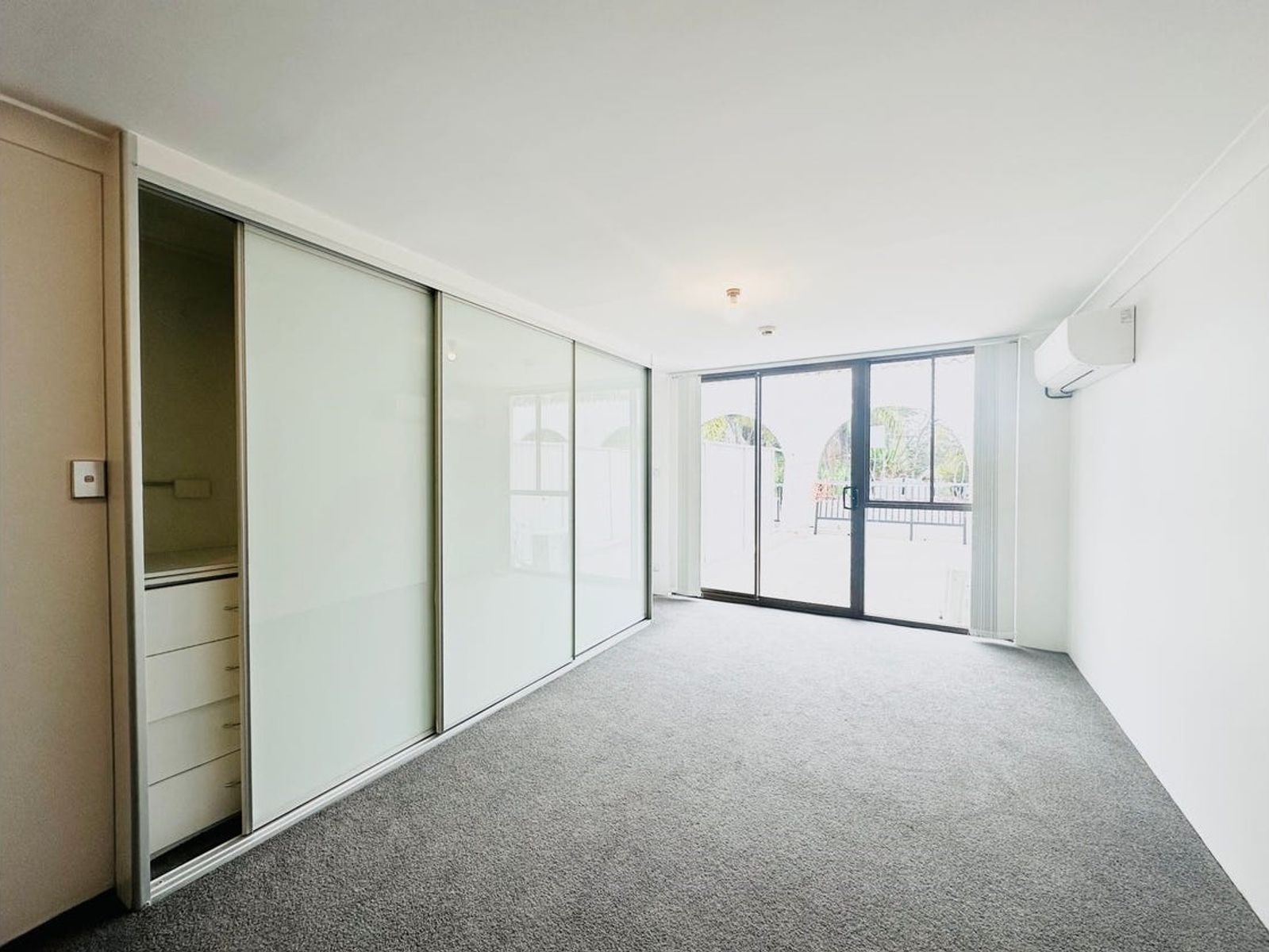 102/450 Pacific Highway, Lane Cove North NSW 2066, Lane Cove North - Thumbnail 2