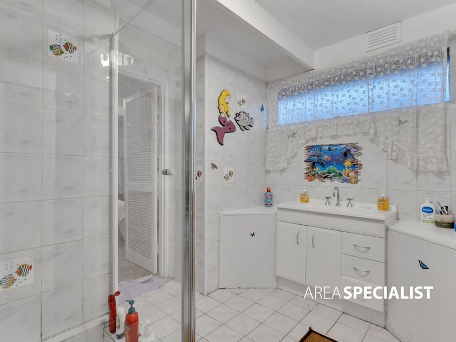 5 Ainsleigh Ct, Cranbourne, VIC 3977, Cranbourne - Thumbnail 2