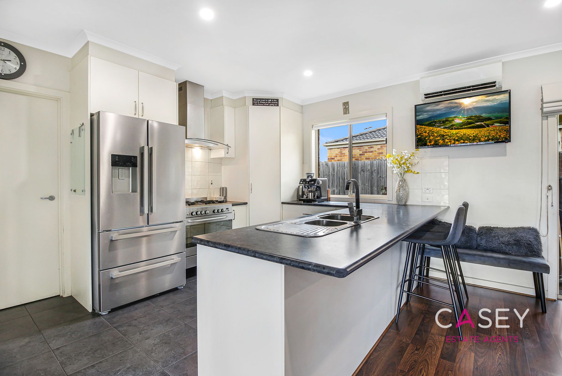 2 Oregano Drive, Lynbrook - Thumbnail 5