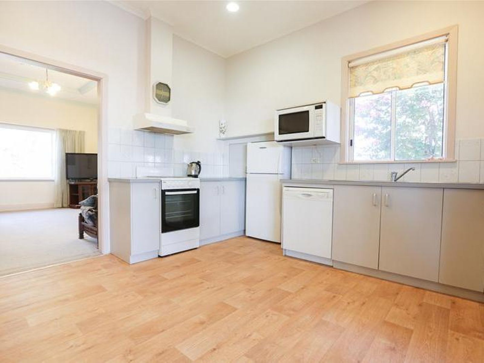 285 Cureton Avenue, Nichols Point - Thumbnail 6