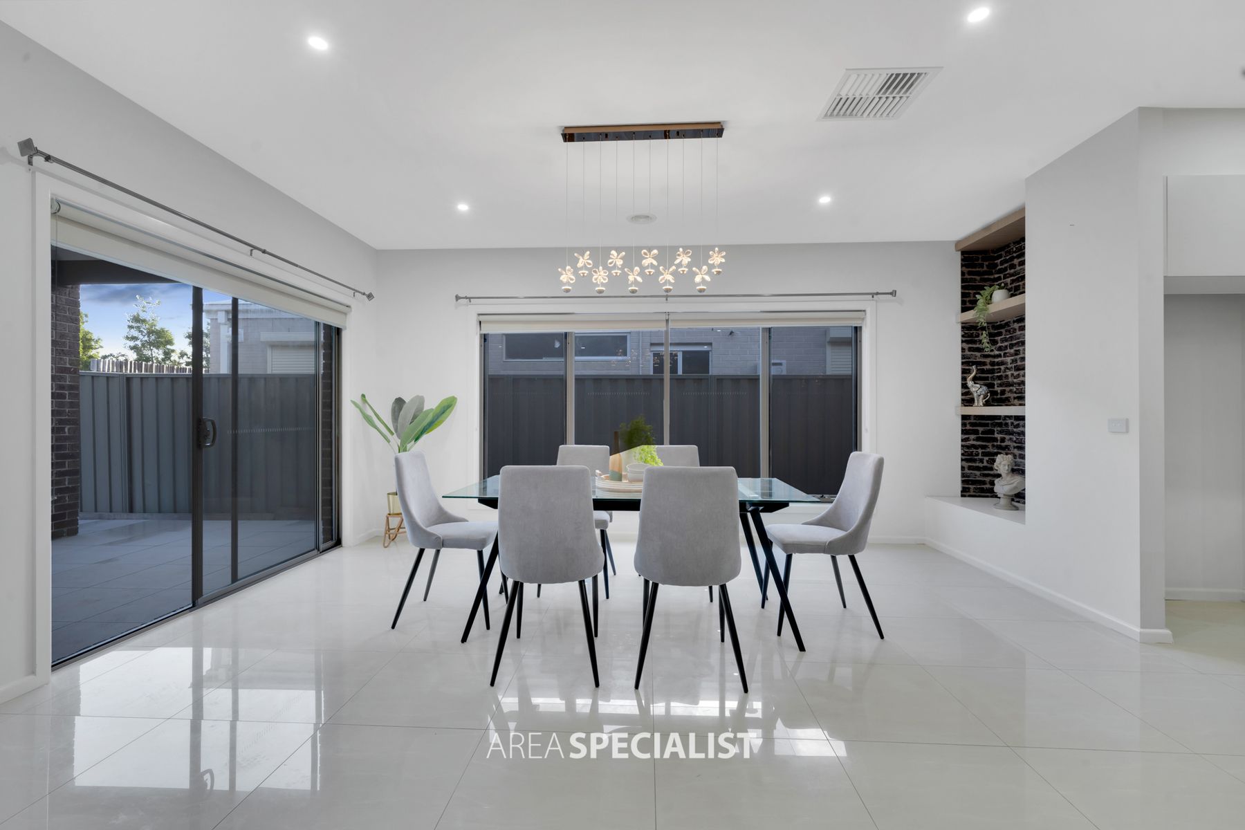 8 Stag Close, Cranbourne East, VIC 3977, Cranbourne East - Thumbnail 4