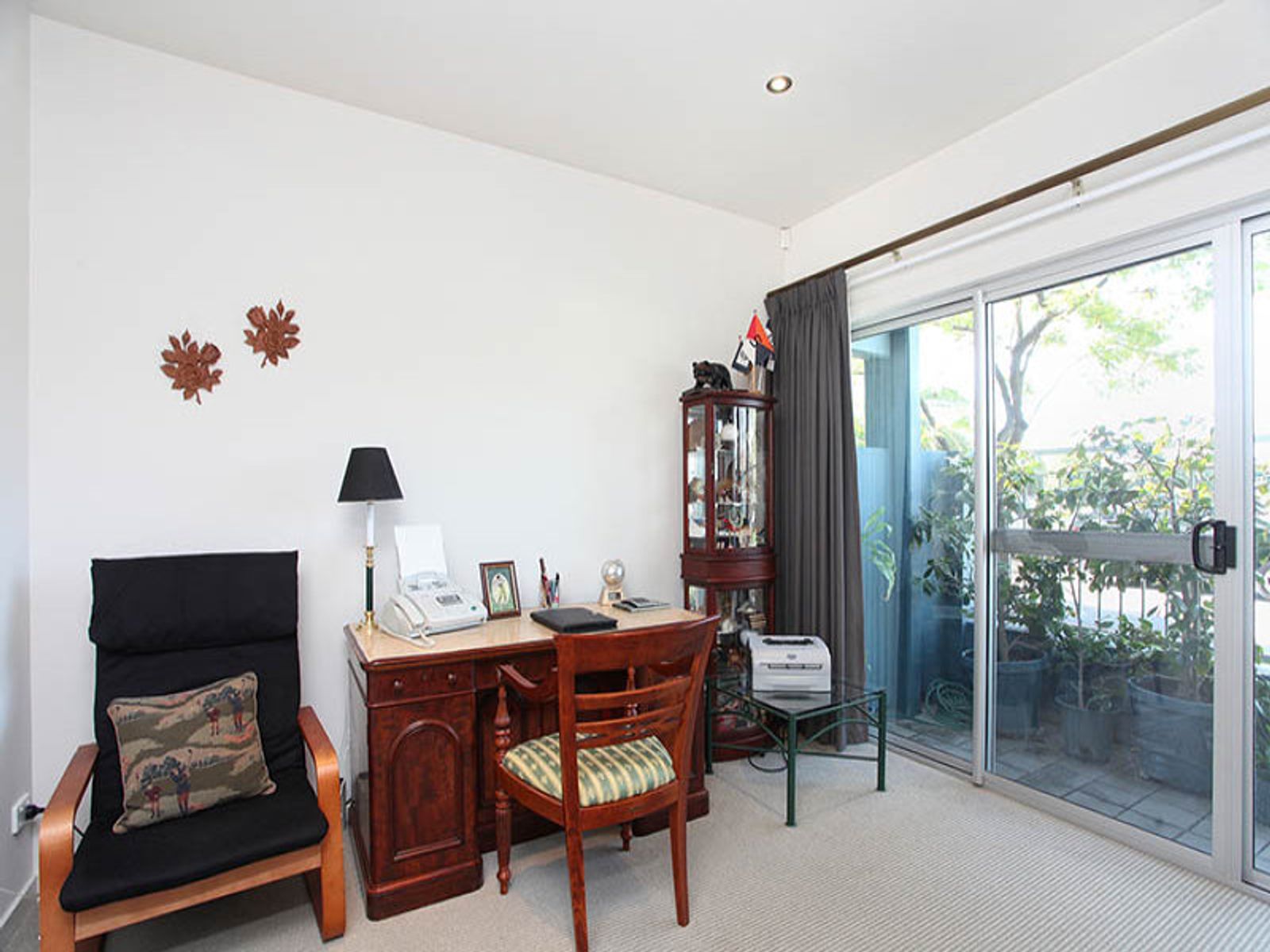4/1, Mawson Lakes - Thumbnail 3