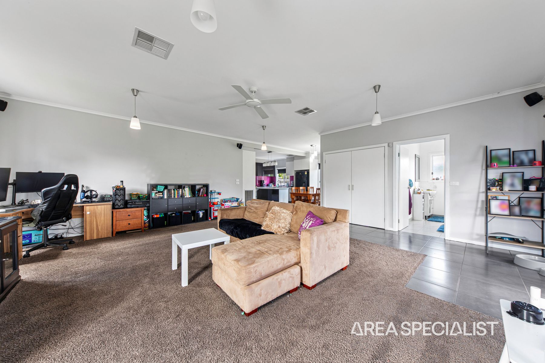 10 Sybella Avenue, Koo Wee Rup, VIC 3981, Koo Wee Rup - Thumbnail 7