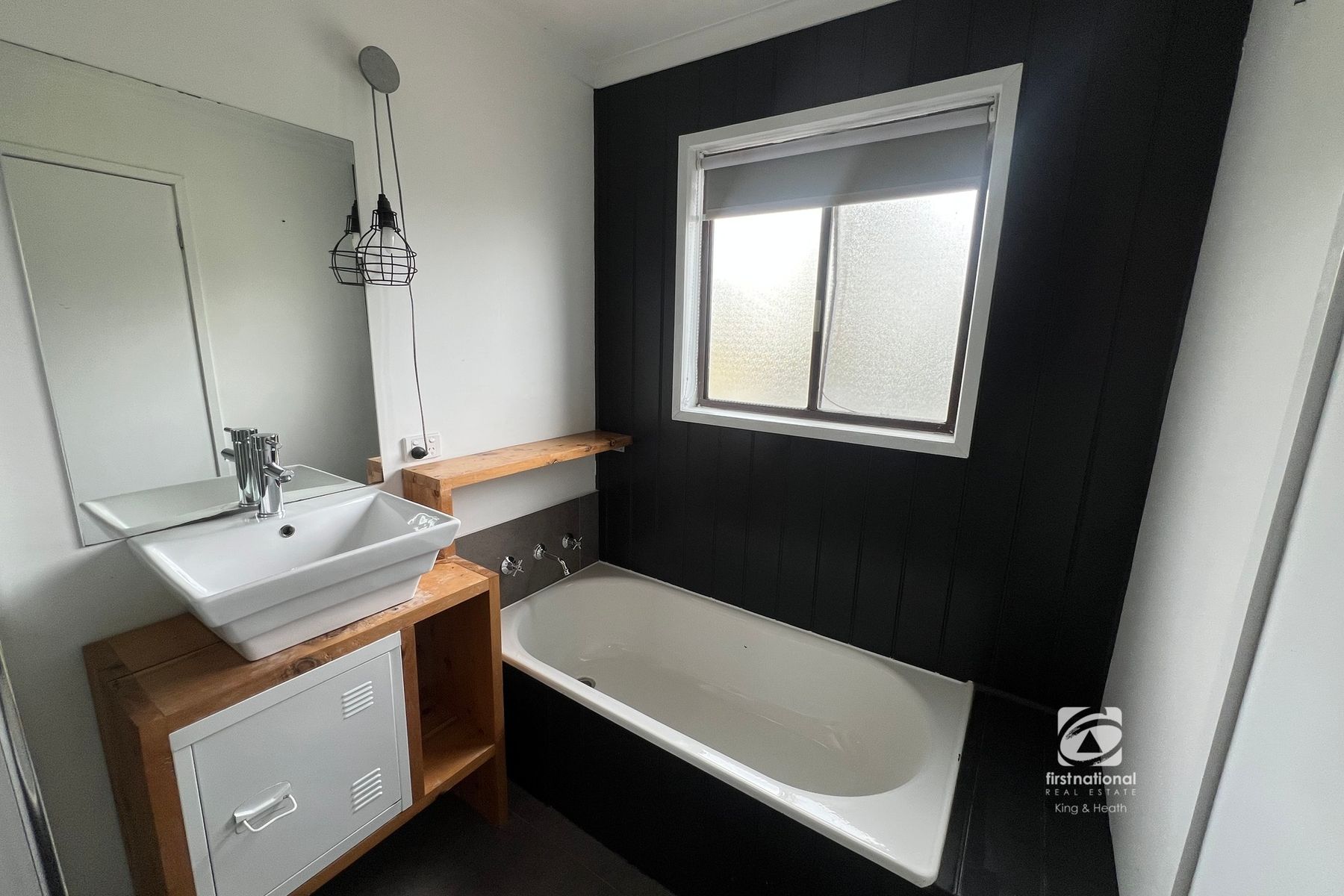 32 Nicholson-Sarsfield Road, Nicholson VIC 3882, Nicholson - Thumbnail 7
