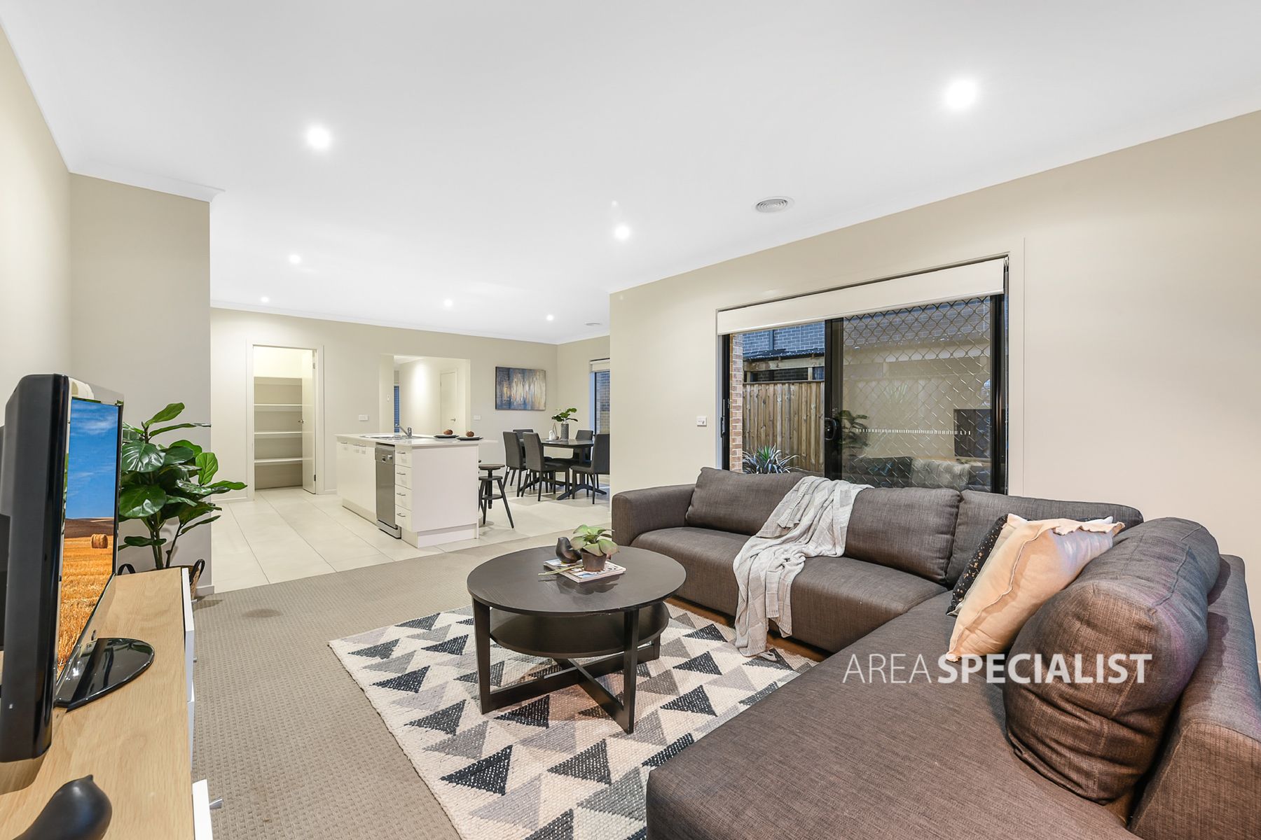 147 Clarendon Drive, Keysborough, VIC 3173, Keysborough - Thumbnail 7