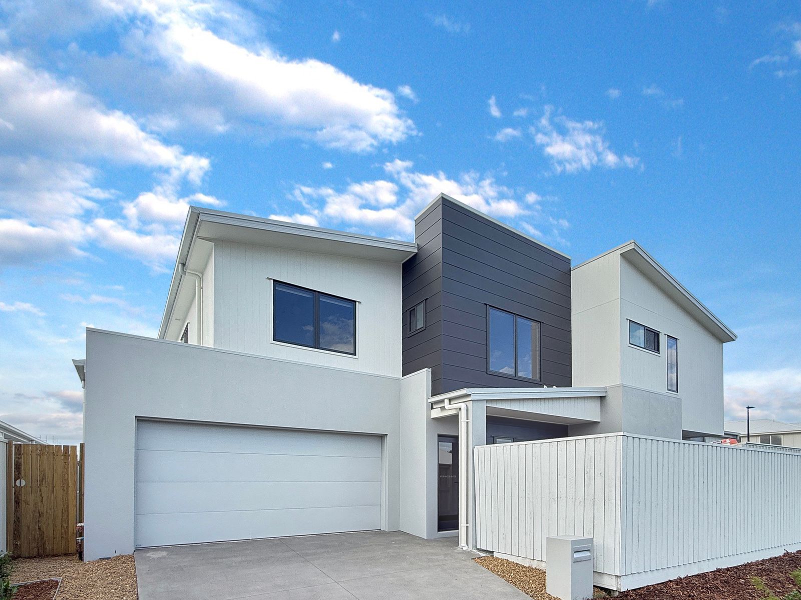 20 Midyim Terrace, Palmview - Image 1