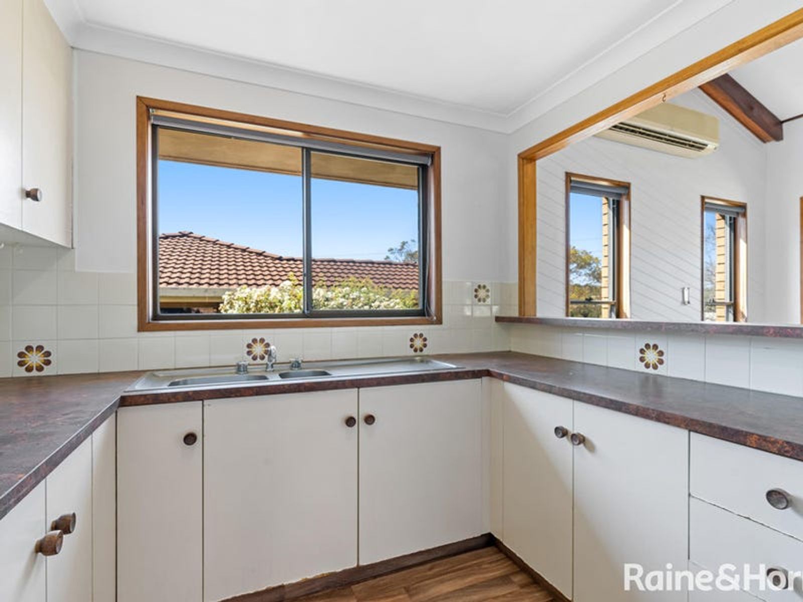 11 Nellie Street, Centenary Heights QLD 4350, Centenary Heights - Thumbnail 3