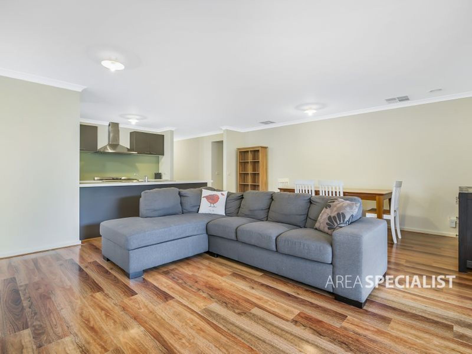 13 Zeus Avenue, Cranbourne West, VIC 3977, Cranbourne West - Thumbnail 4