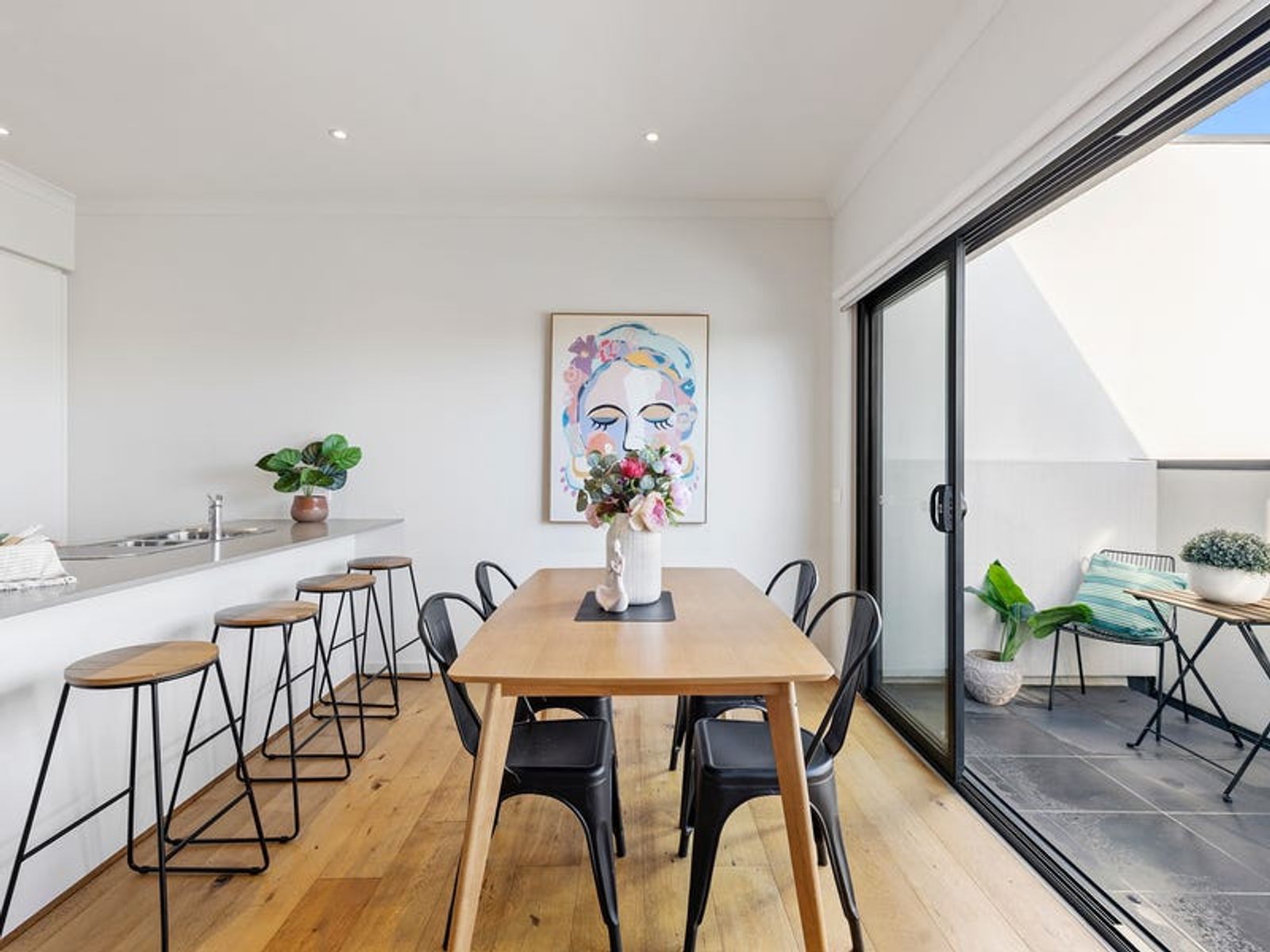 2/8 Hillview Avenue, Rowville, VIC 3178, Rowville - Thumbnail 4