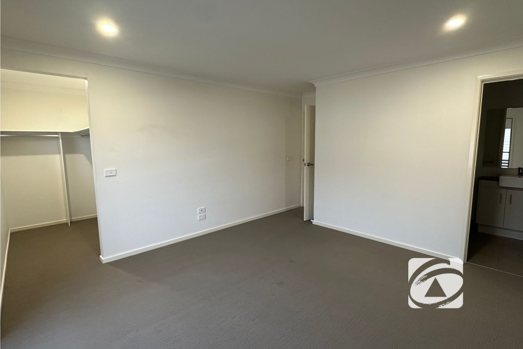 1 Nebula Lane, Cranbourne East VIC 3977, Cranbourne East - Thumbnail 5