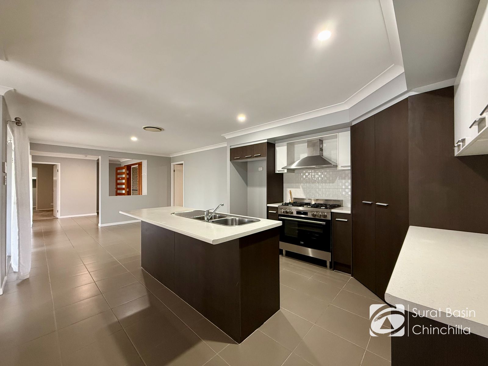 21 Vowles Street, Miles QLD 4415, Miles - Thumbnail 3
