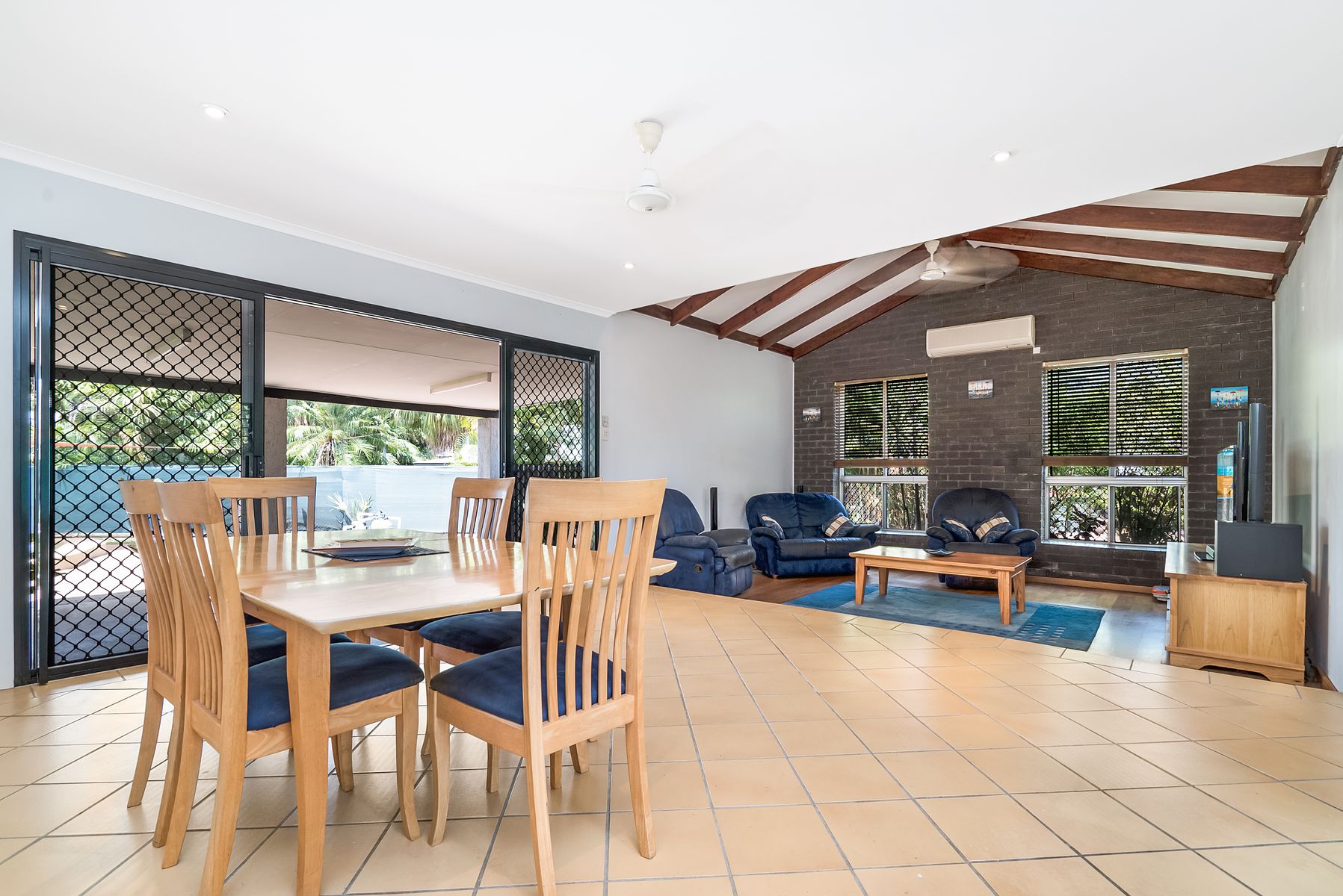 10 Edgeview Court, Leanyer NT 0812, Leanyer - Thumbnail 2