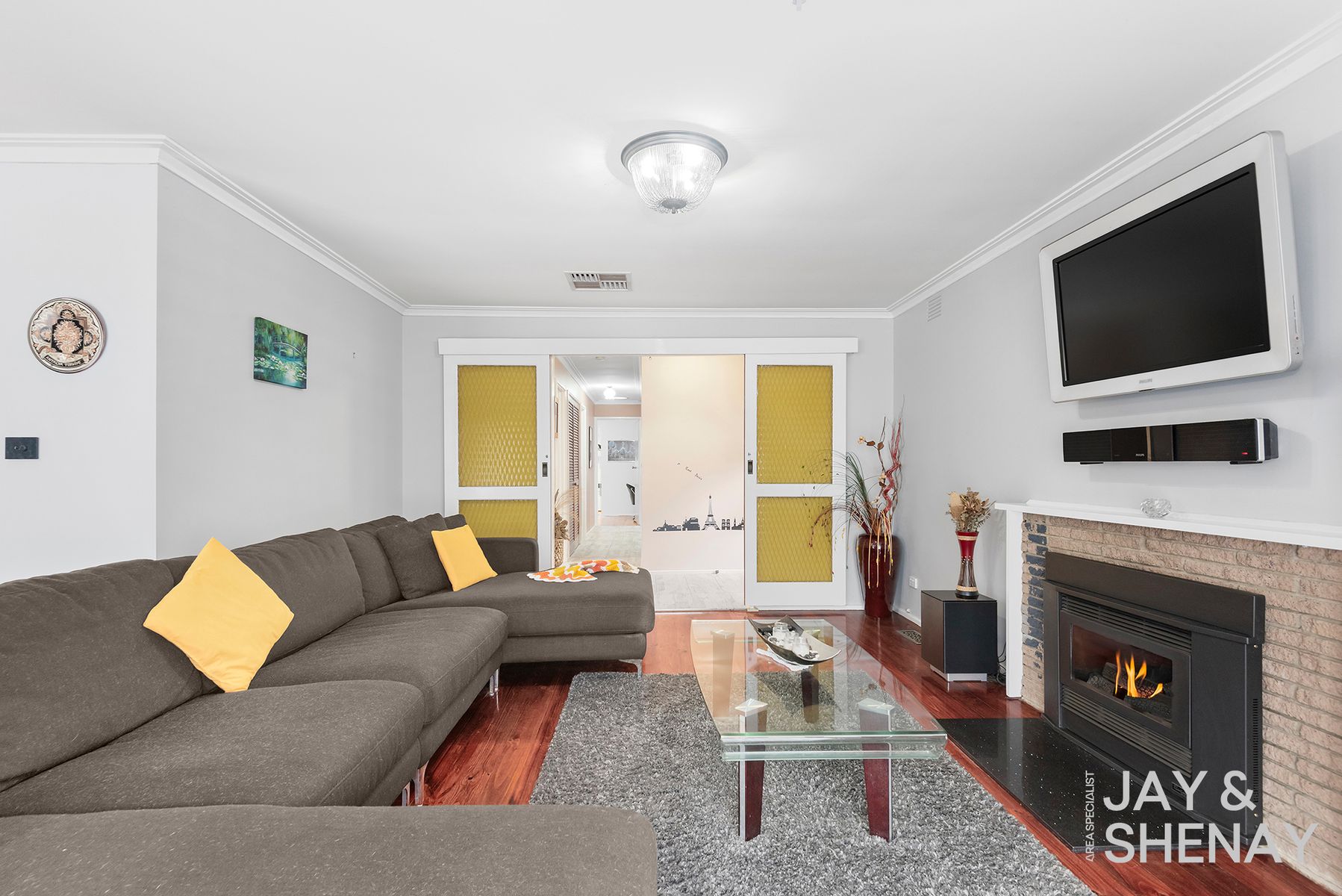 14 Zachary Hicks Crescent, Endeavour Hills, Endeavour Hills - Thumbnail 2