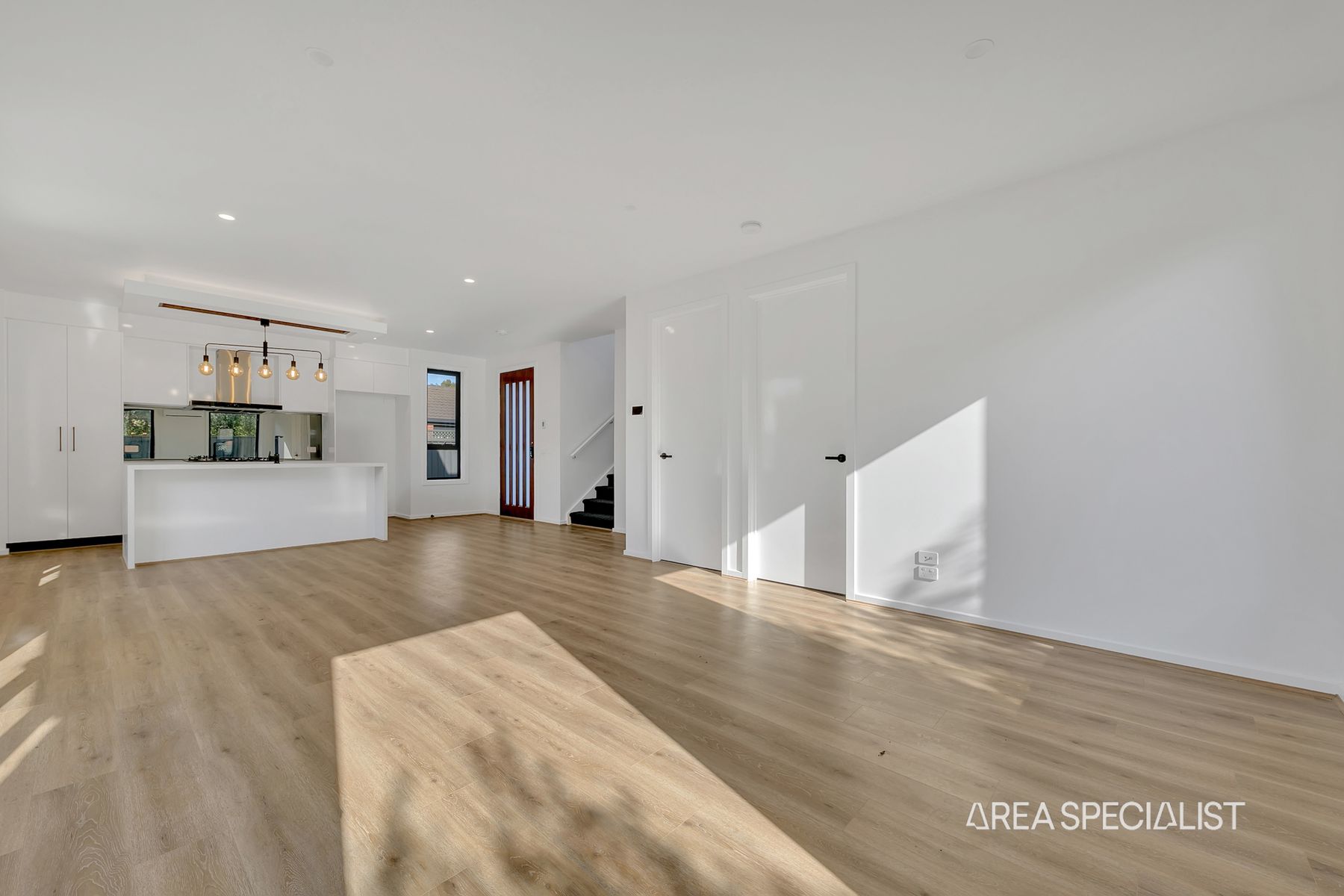 3/10 Stringybark Close, Manor Lakes, Manor Lakes - Image 1
