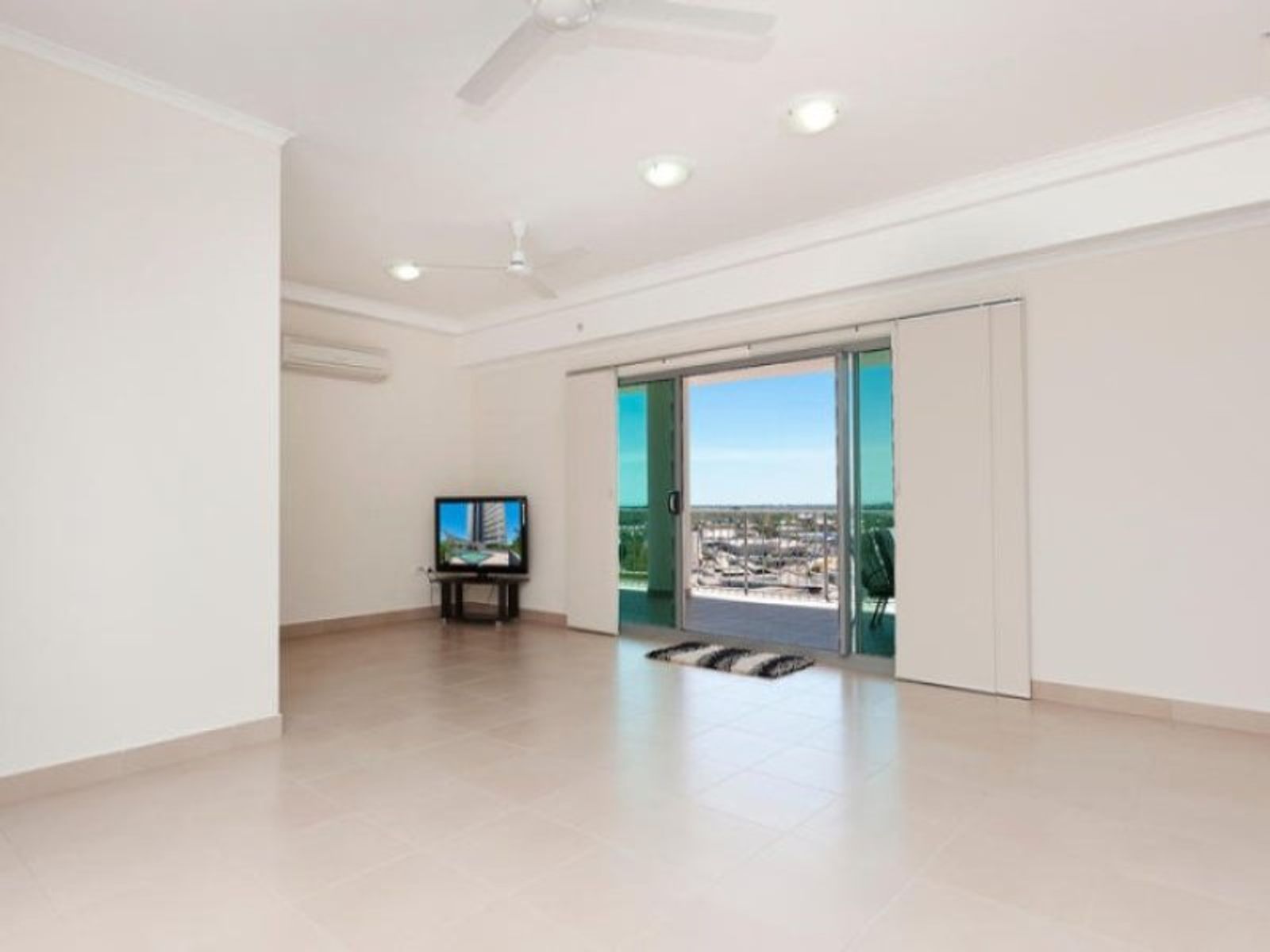 42/96 Woods Street, Darwin City NT 0800, Darwin City - Thumbnail 4