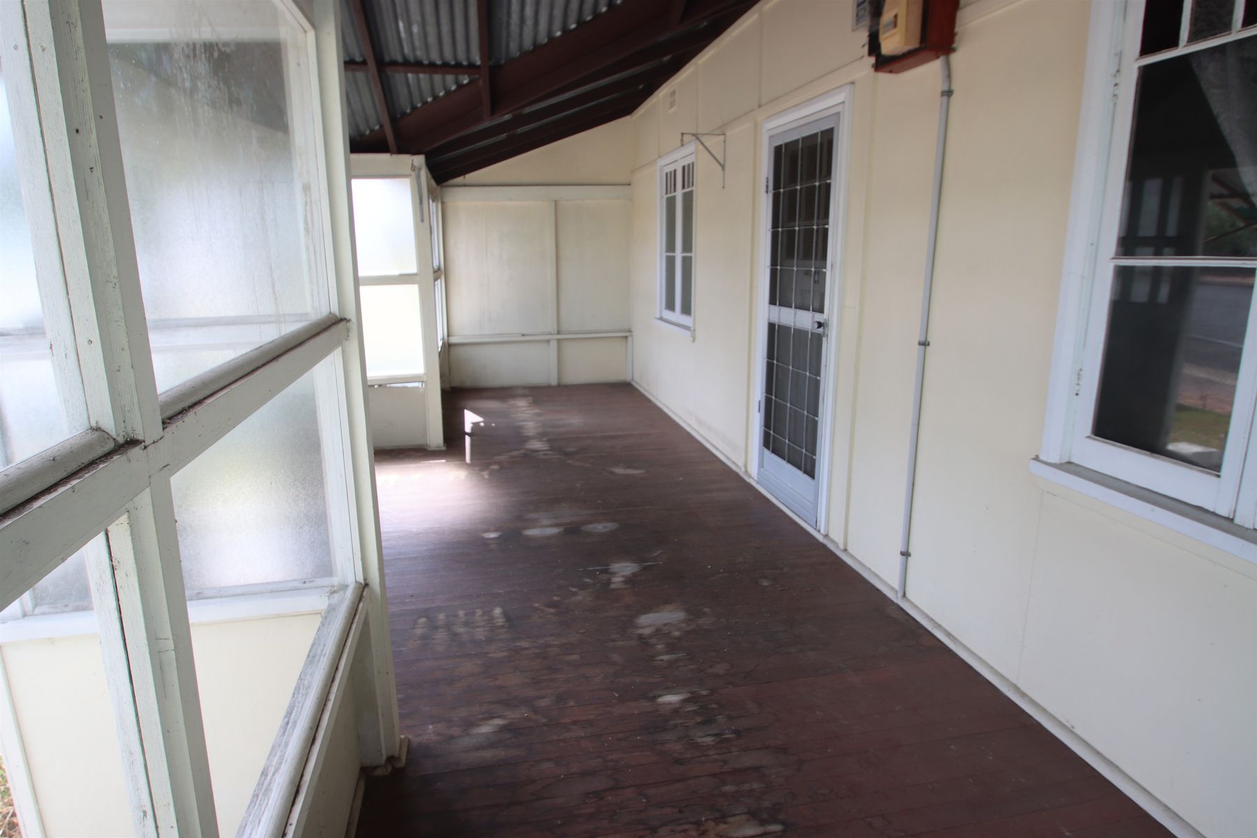 151 Manners Street, Tenterfield NSW 2372, Tenterfield - Thumbnail 2
