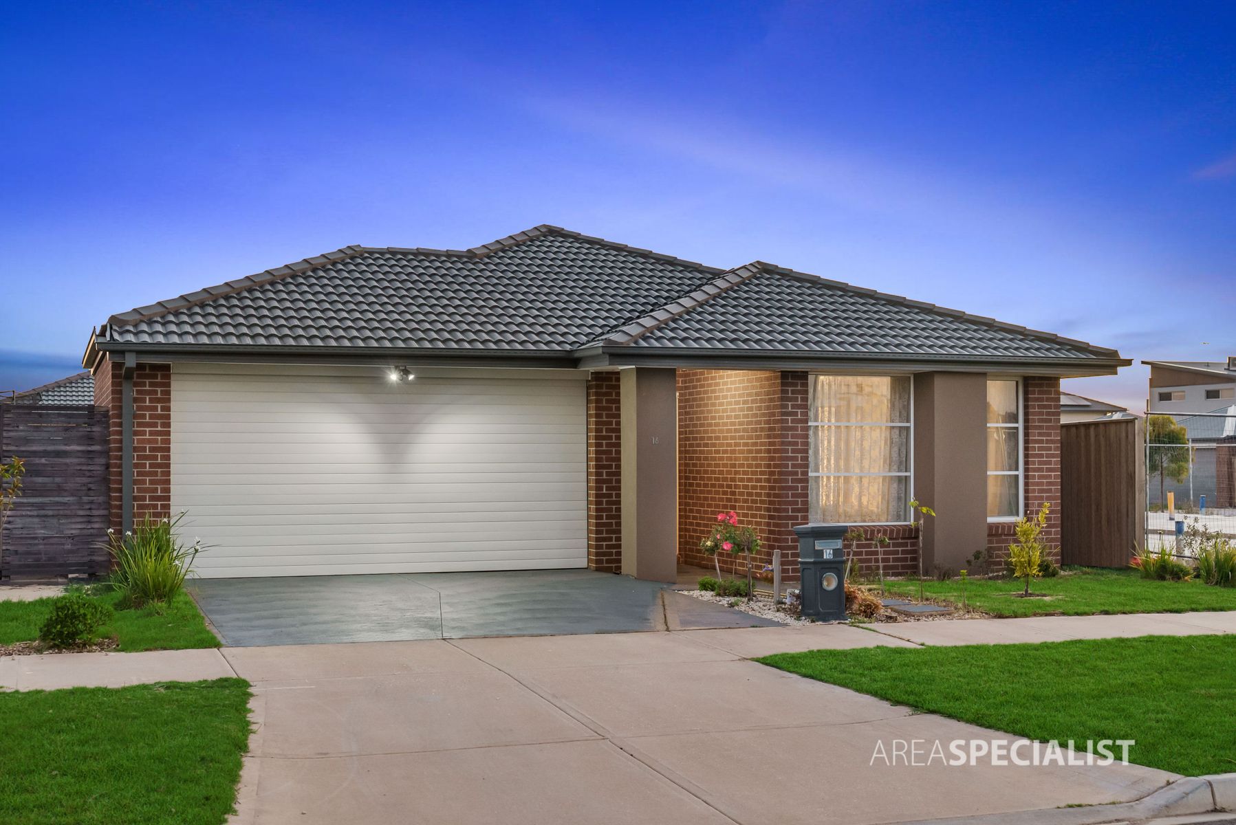 16 Palladino Way, Tarneit, VIC 3029, Tarneit - Thumbnail 3