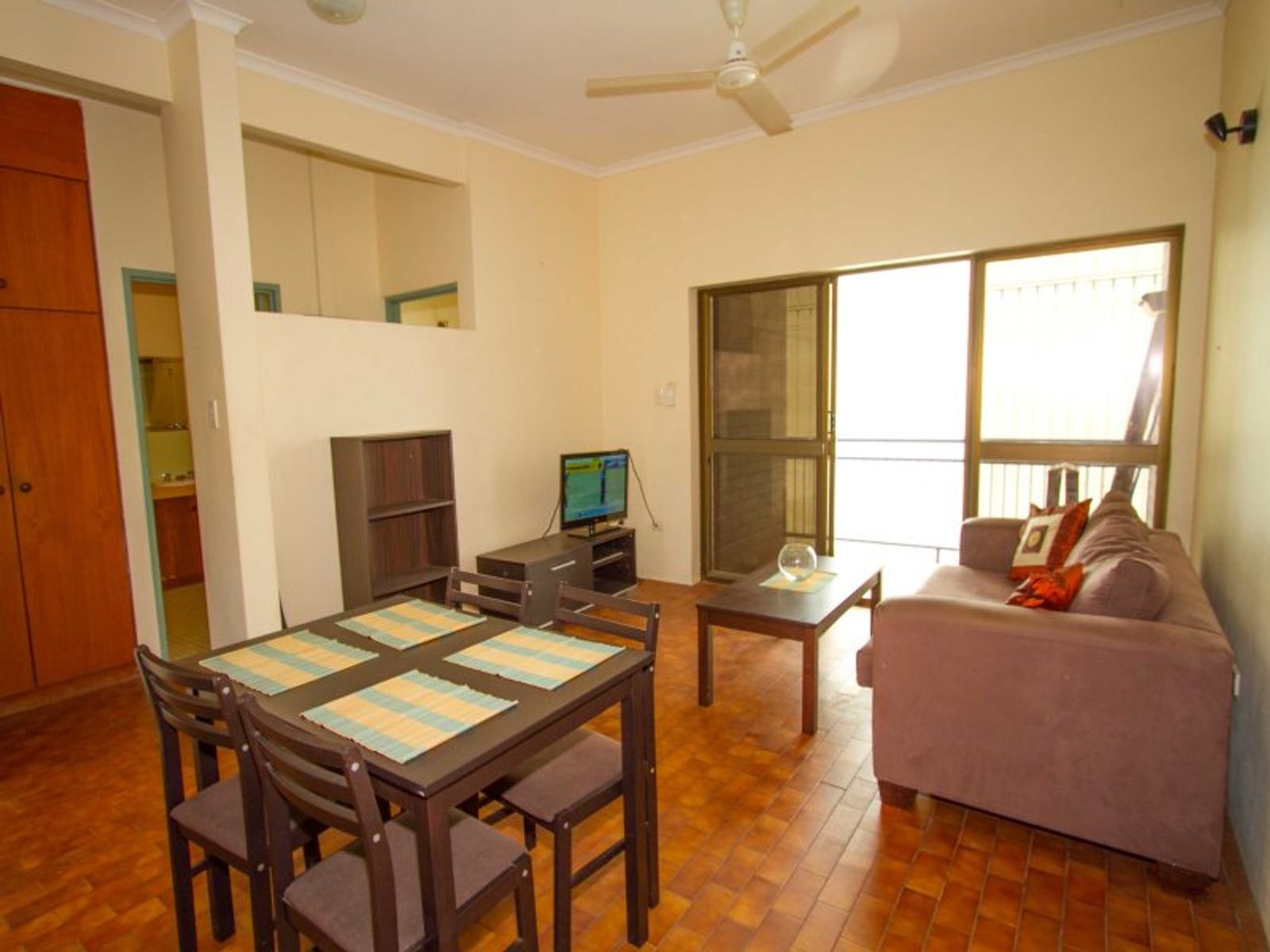 8/6 Shepherd Street, Darwin City NT 0800, Darwin City - Thumbnail 2