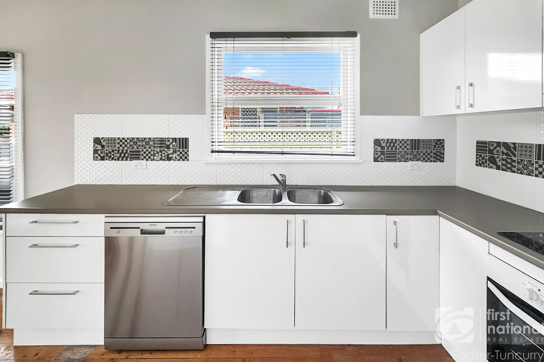 5 Elizabeth Street, Forster NSW 2428, Forster - Thumbnail 4