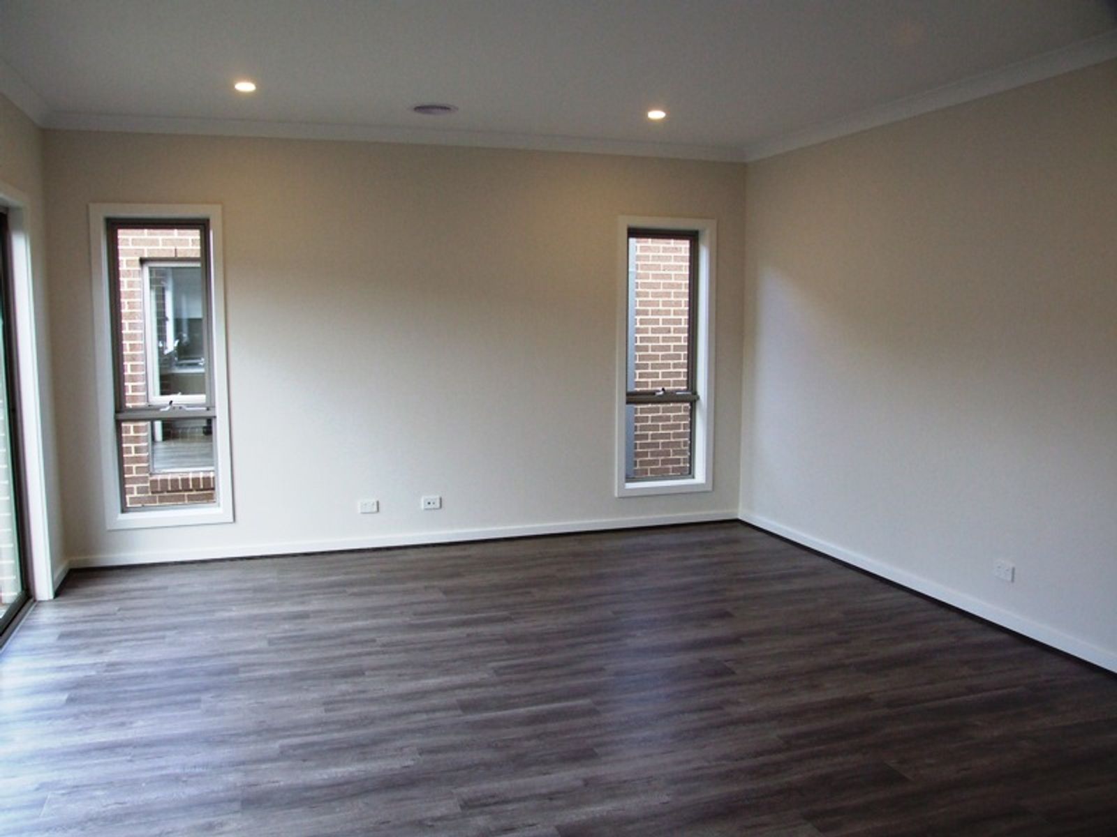 16B Moonglow Crescent, Bacchus Marsh VIC 3340, Bacchus Marsh - Thumbnail 3