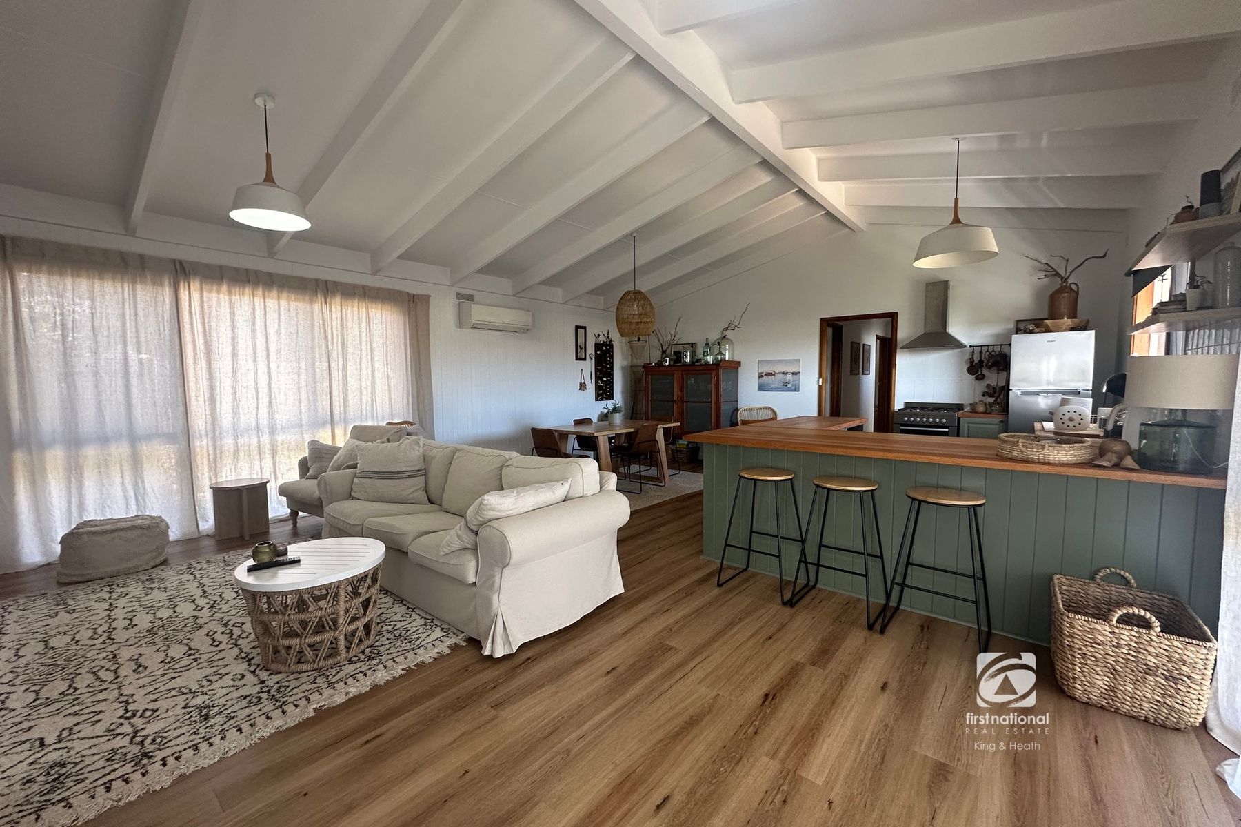 13 Uplands Avenue, Lakes Entrance VIC 3909, Lakes Entrance - Thumbnail 2