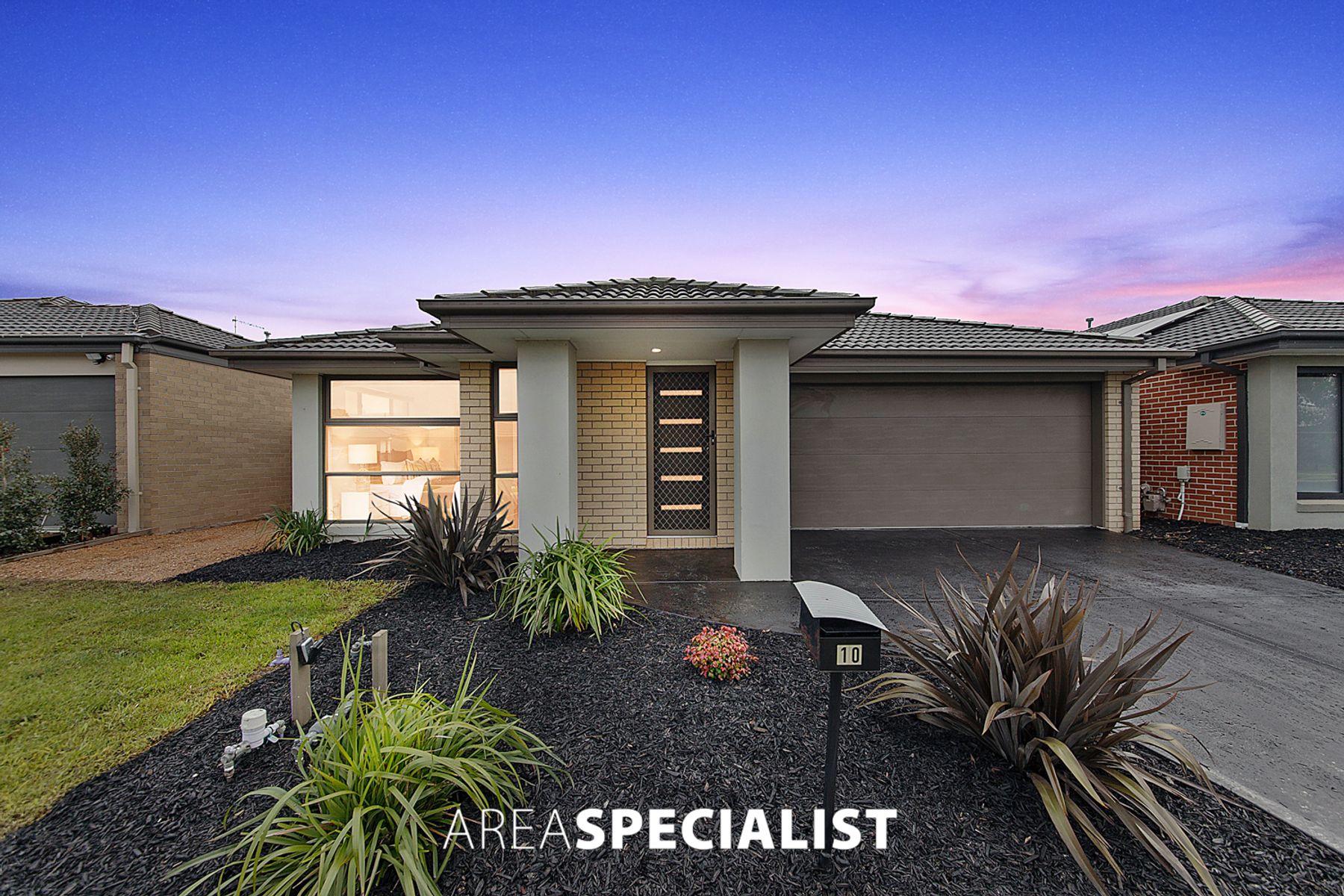10 Rebecca Court, Pakenham, VIC 3810, Pakenham - Thumbnail 2