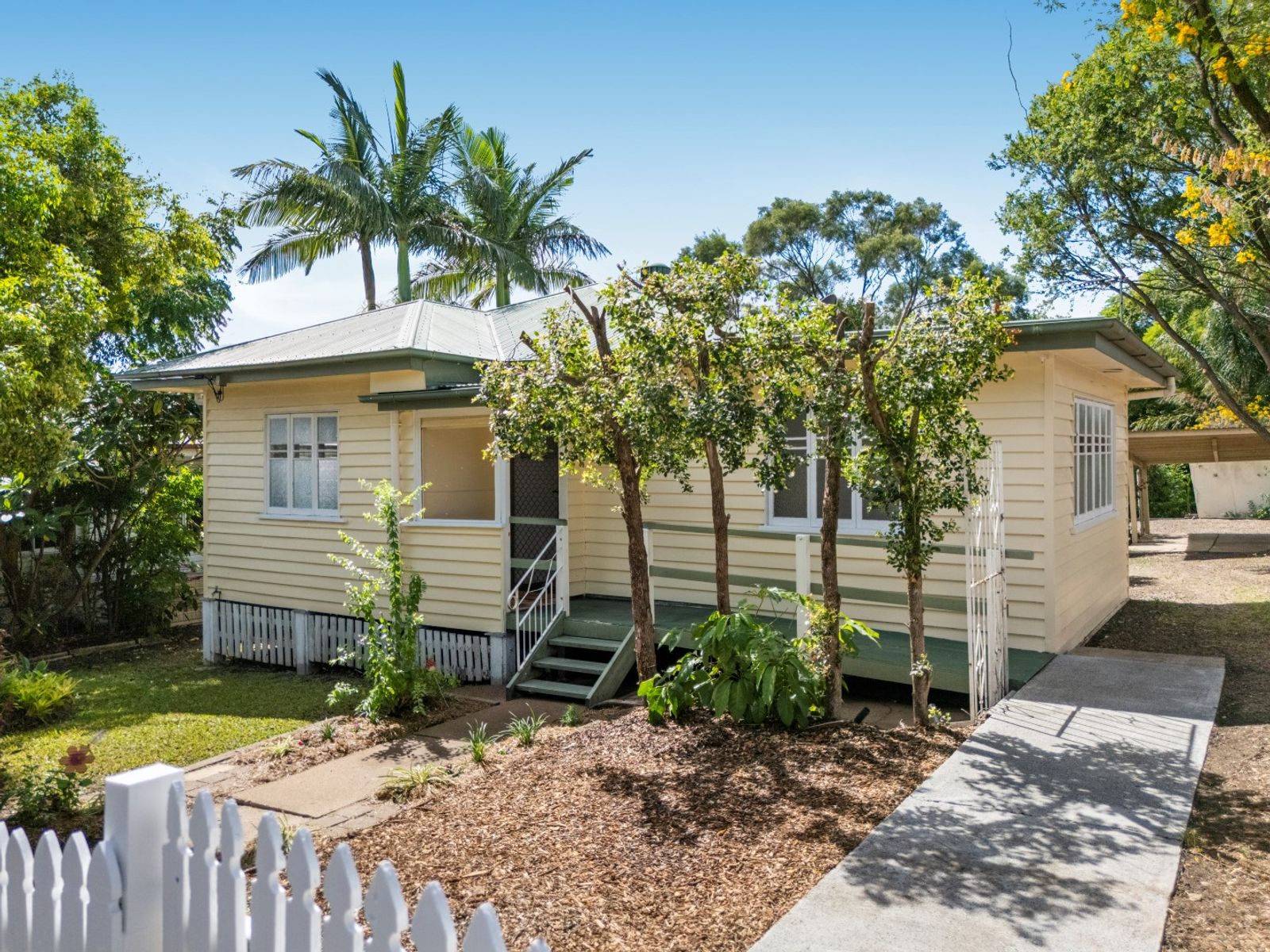 12 McGrath Lane, Booval QLD 4304, Booval - Thumbnail 2