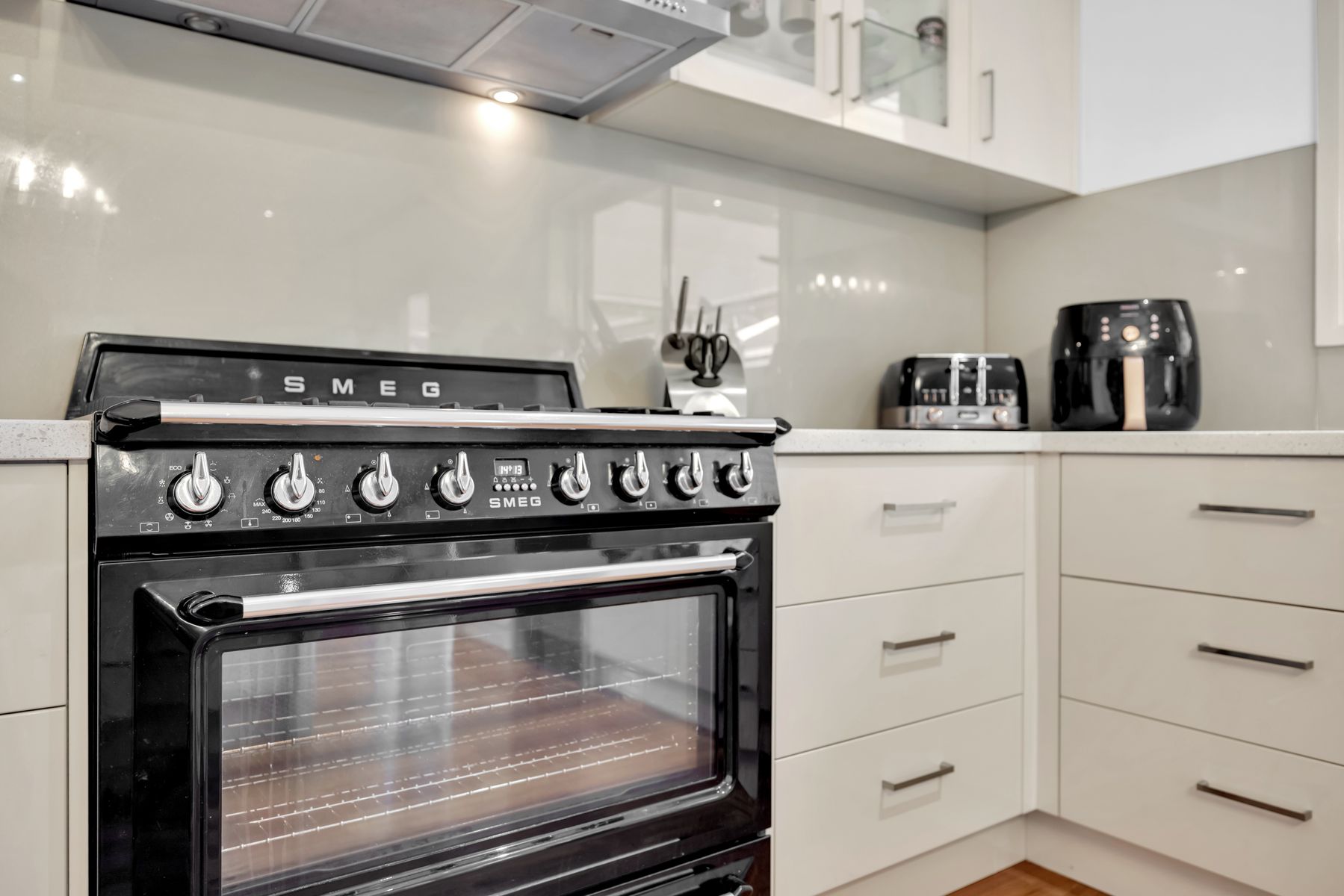 1-2 Malanie Close, Narre Warren North, Narre Warren North - Thumbnail 8