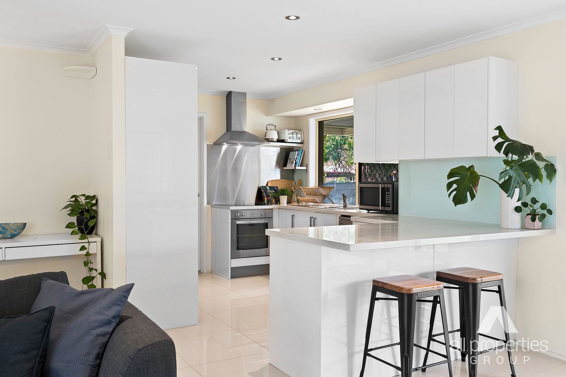 1 Noosa Court, Hillcrest QLD 4118, Hillcrest - Thumbnail 3