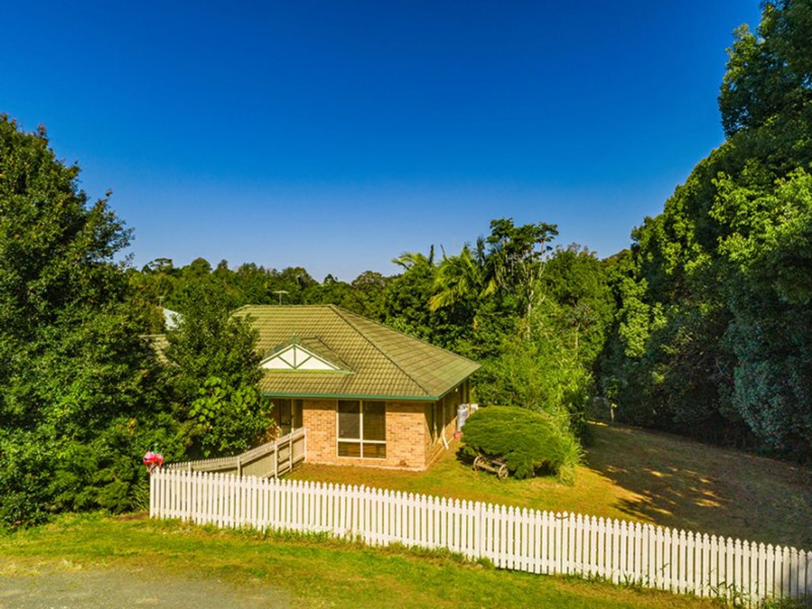 13 Avalon Avenue, Clunes - Thumbnail 4