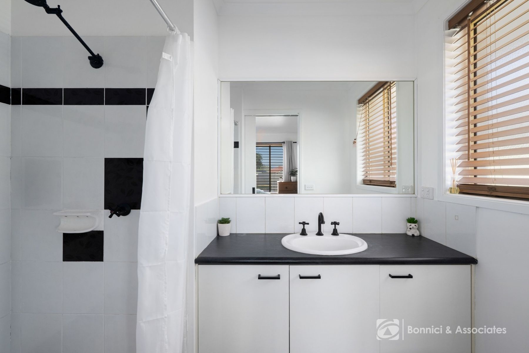 10 Nardoo Court, Thurgoona NSW 2640, Thurgoona - Thumbnail 5