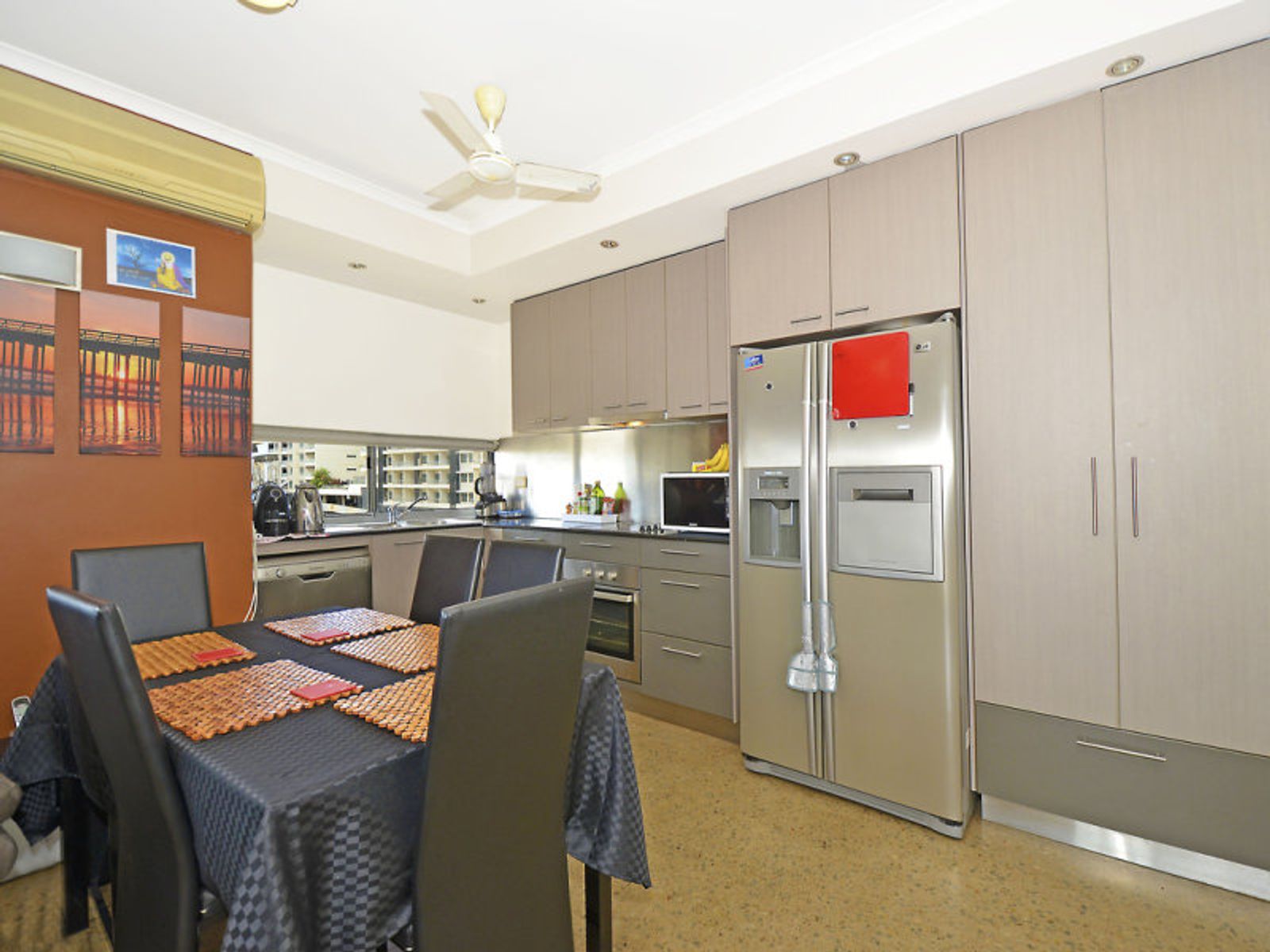 21/30 Cavenagh Street, Darwin City NT 0800, Darwin City - Thumbnail 4