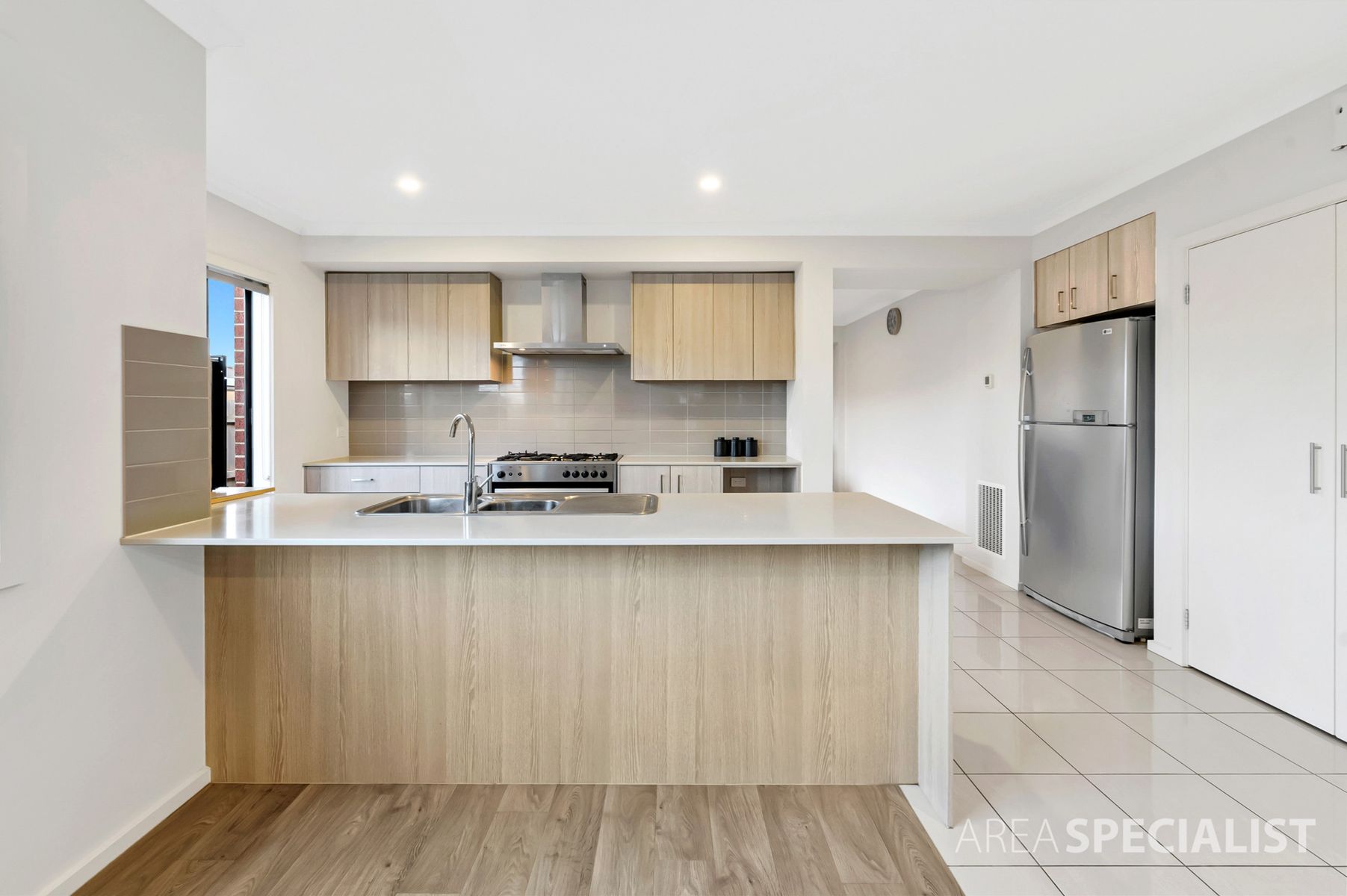 5 Corvette Avenue, Cranbourne East, VIC 3977, Cranbourne East - Thumbnail 4