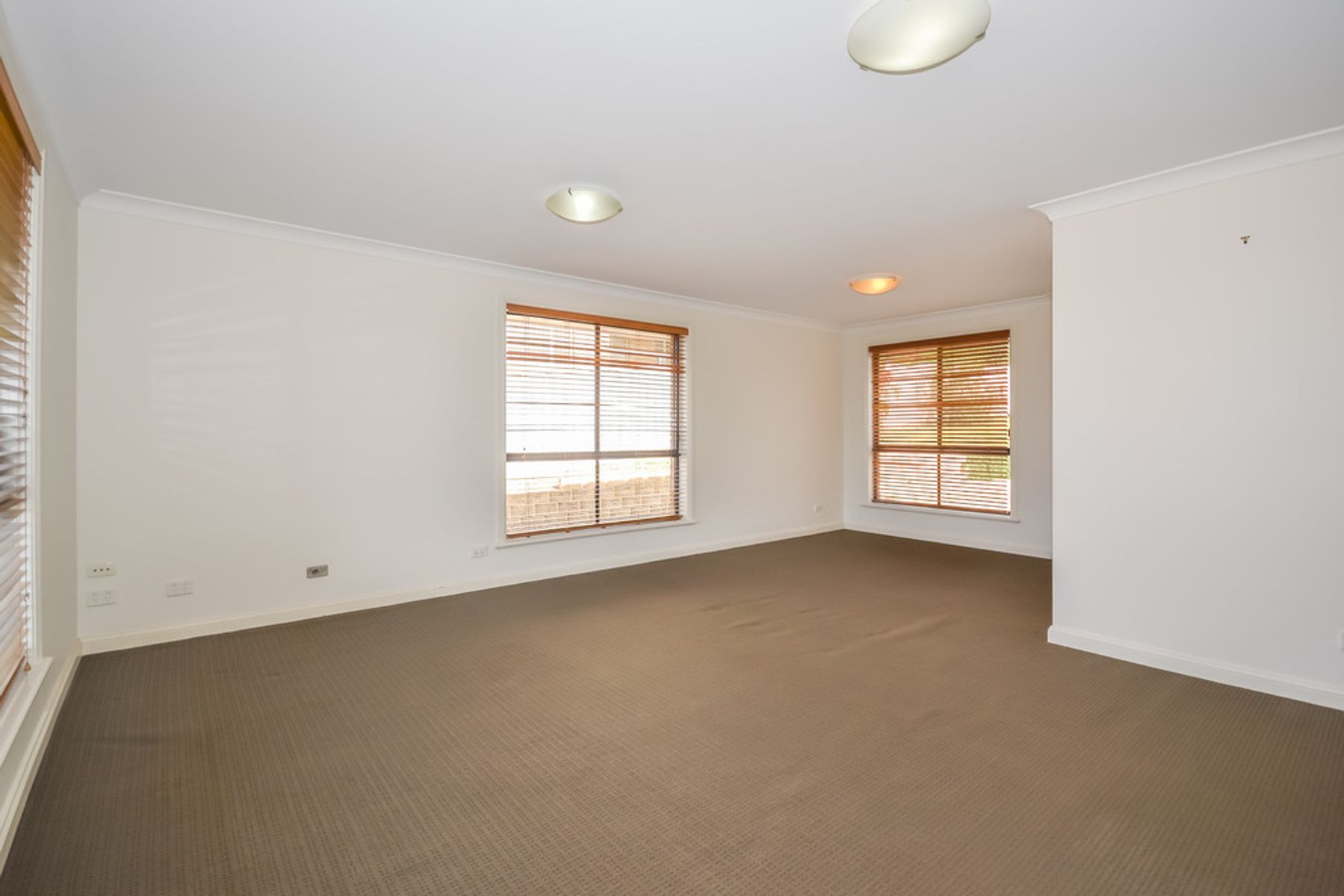 68 White Circle, Mudgee NSW 2850, Mudgee - Thumbnail 5