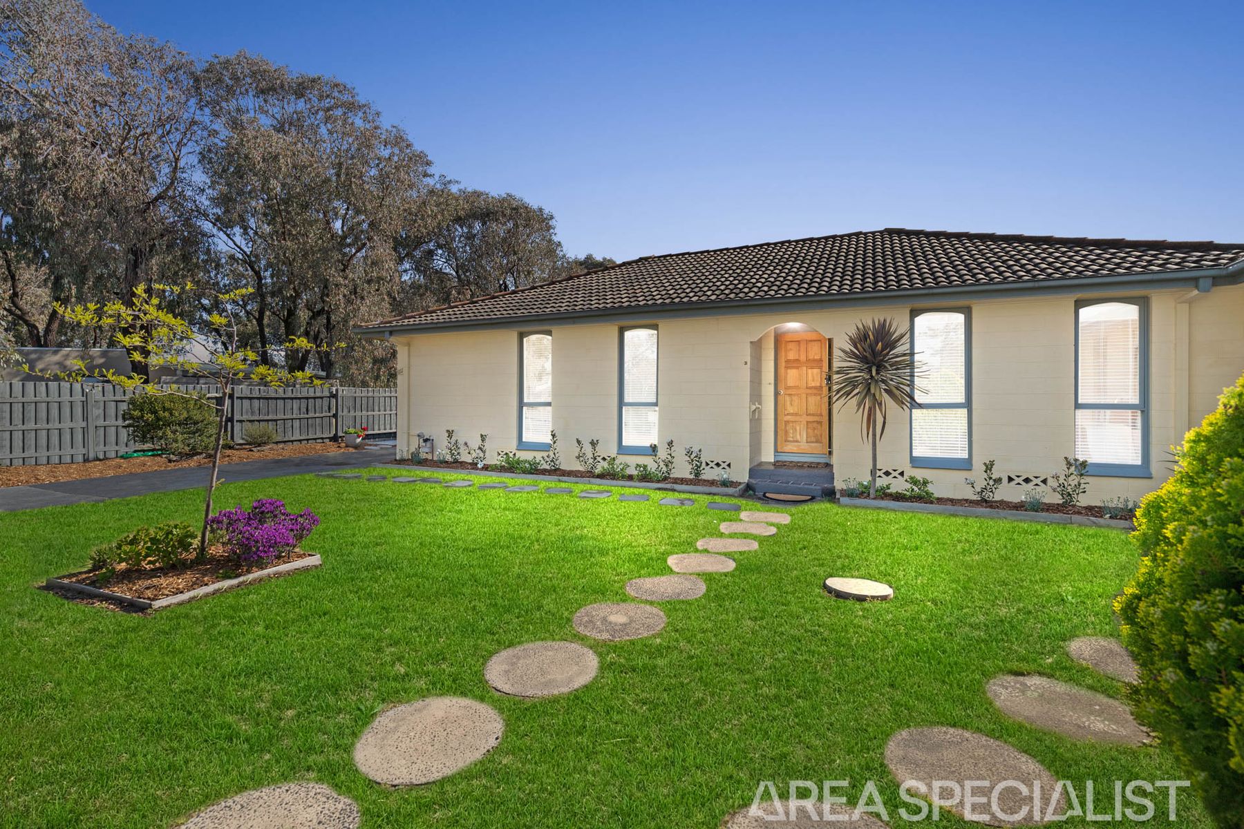 3/109, Mornington - Thumbnail 2