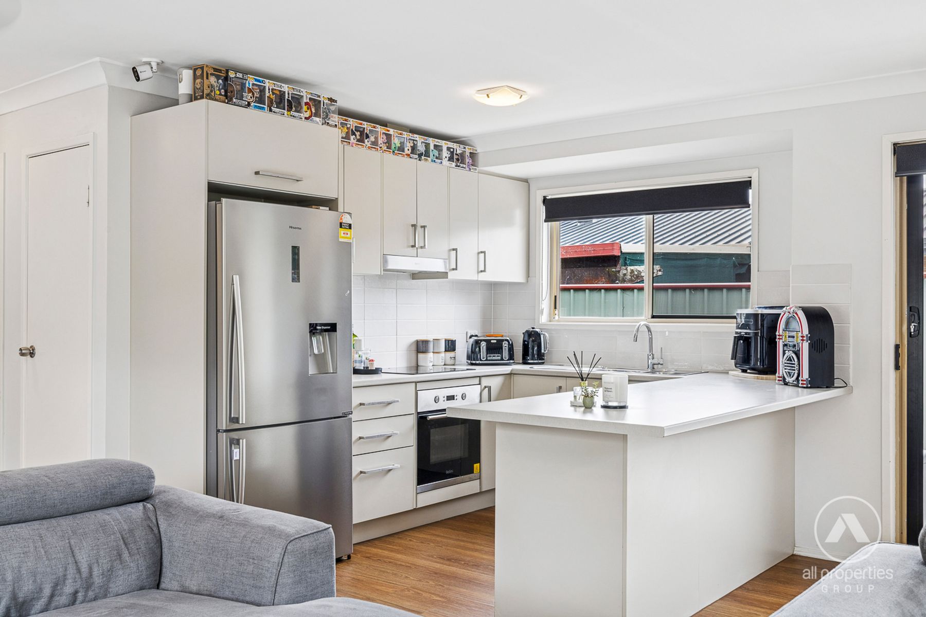 34 Seaton Street, Hillcrest QLD 4118, Hillcrest - Thumbnail 2