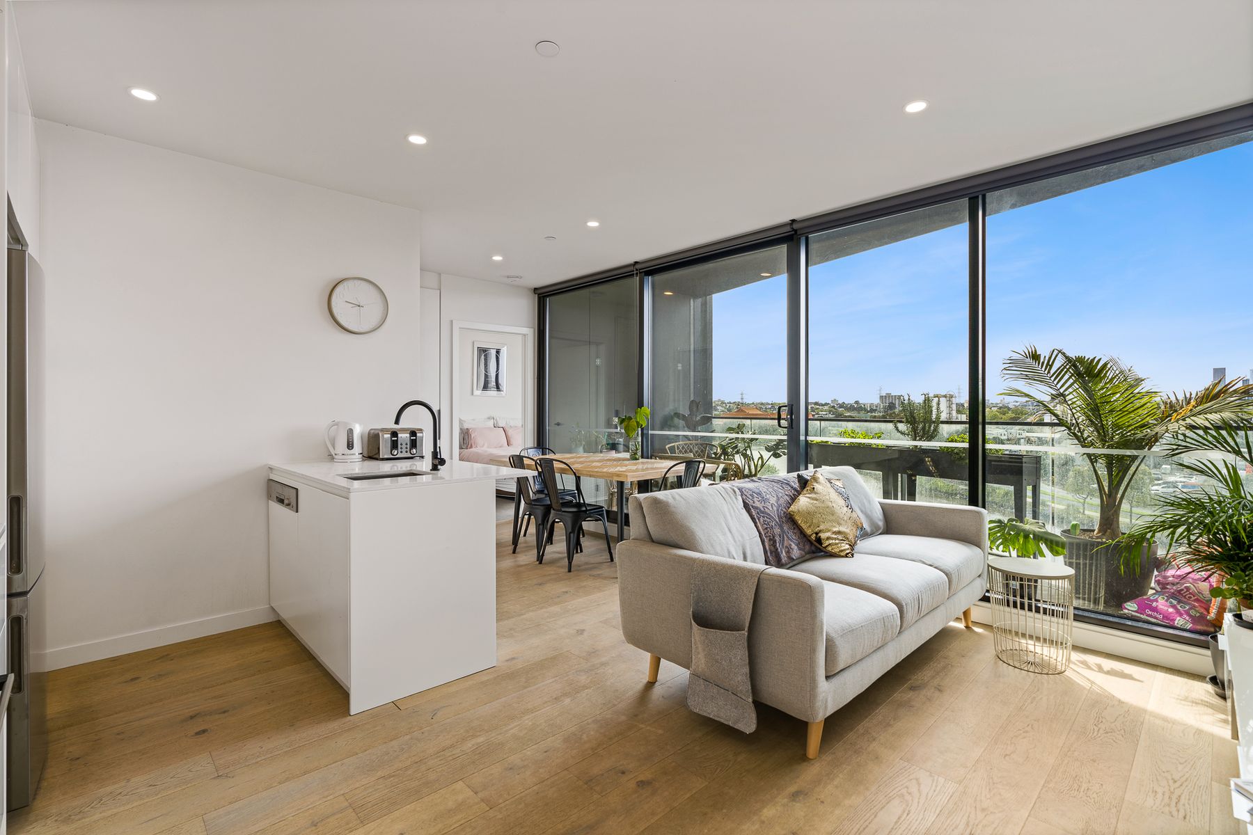 307/2 Joseph Road, Footscray, VIC 3011, Footscray - Thumbnail 2