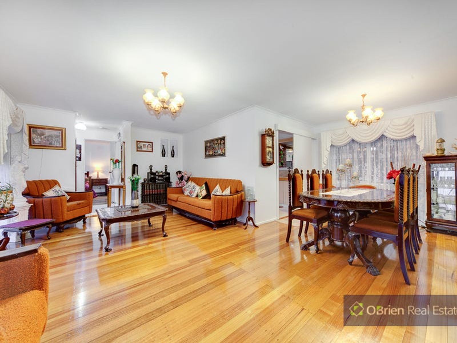 14 Endeavour Crescent, Endeavour Hills, VIC 3802, Endeavour Hills - Thumbnail 2