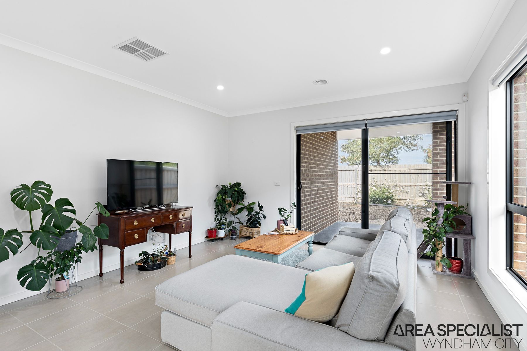 18 Firefly Road, Point Cook, VIC 3030, Point Cook - Thumbnail 8