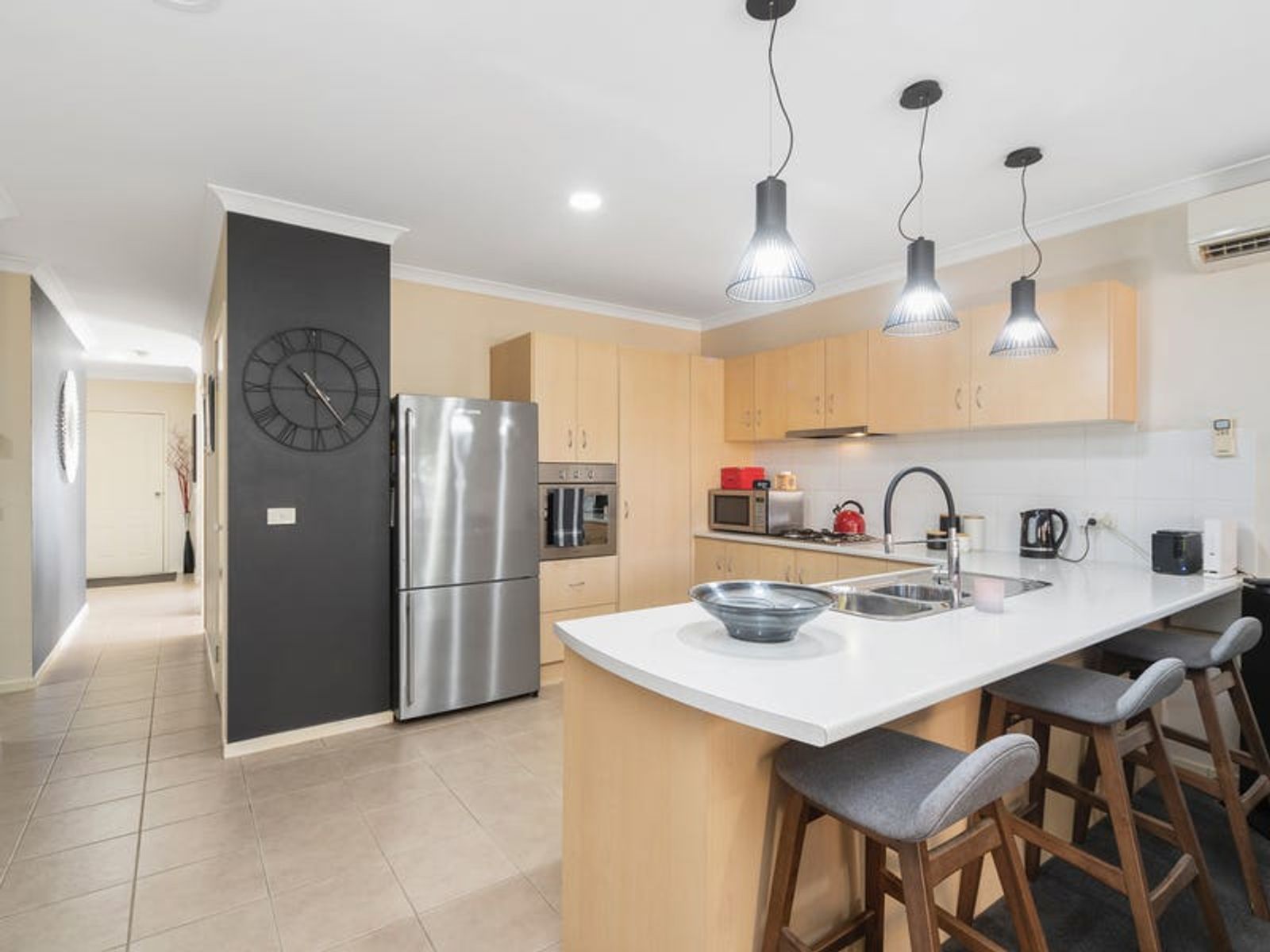 27 Waterbury Street, Cranbourne, VIC 3977, Cranbourne - Thumbnail 4