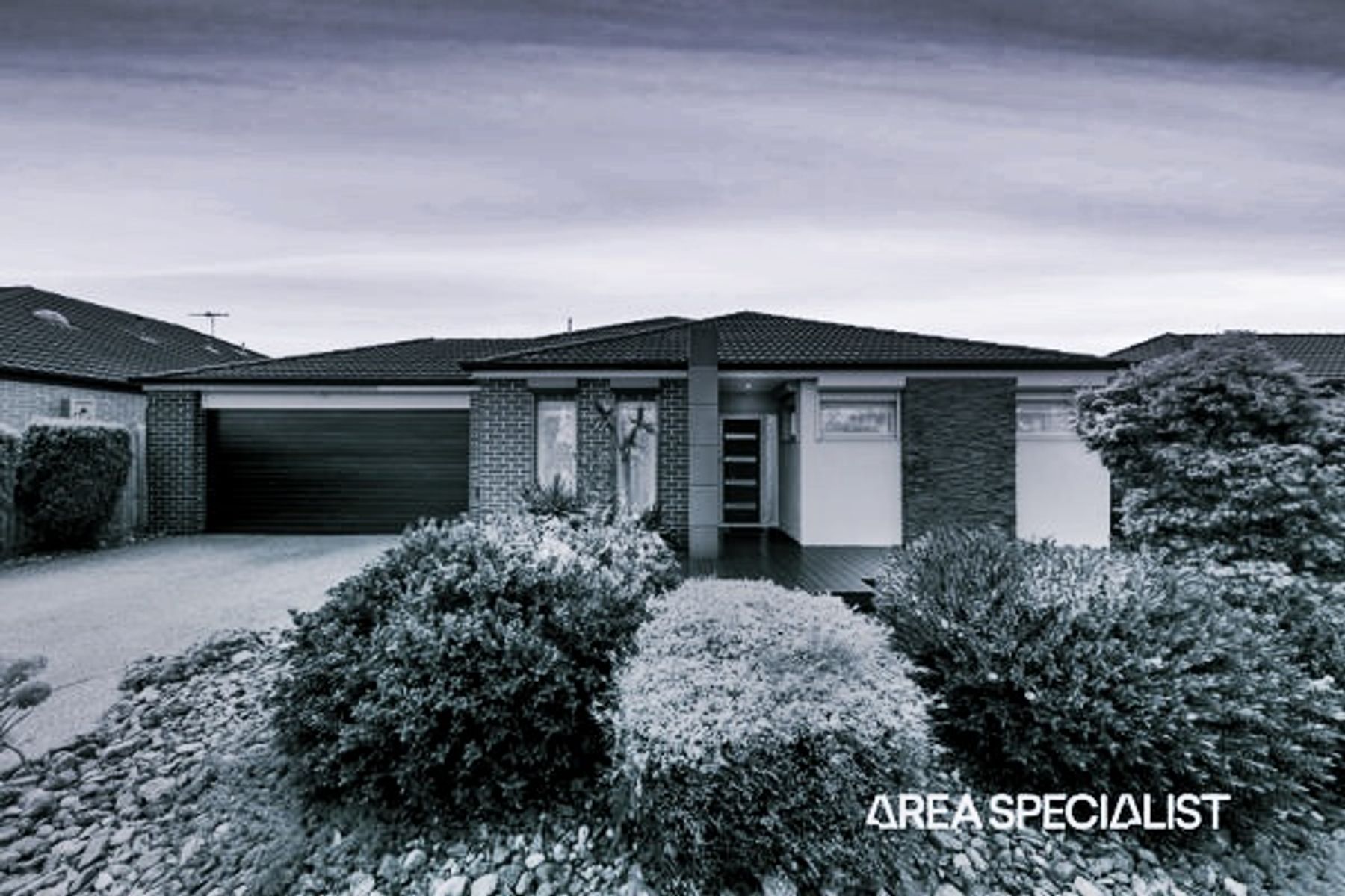 27 Clifford Drive, Pakenham, VIC 3810, Pakenham - Image 1