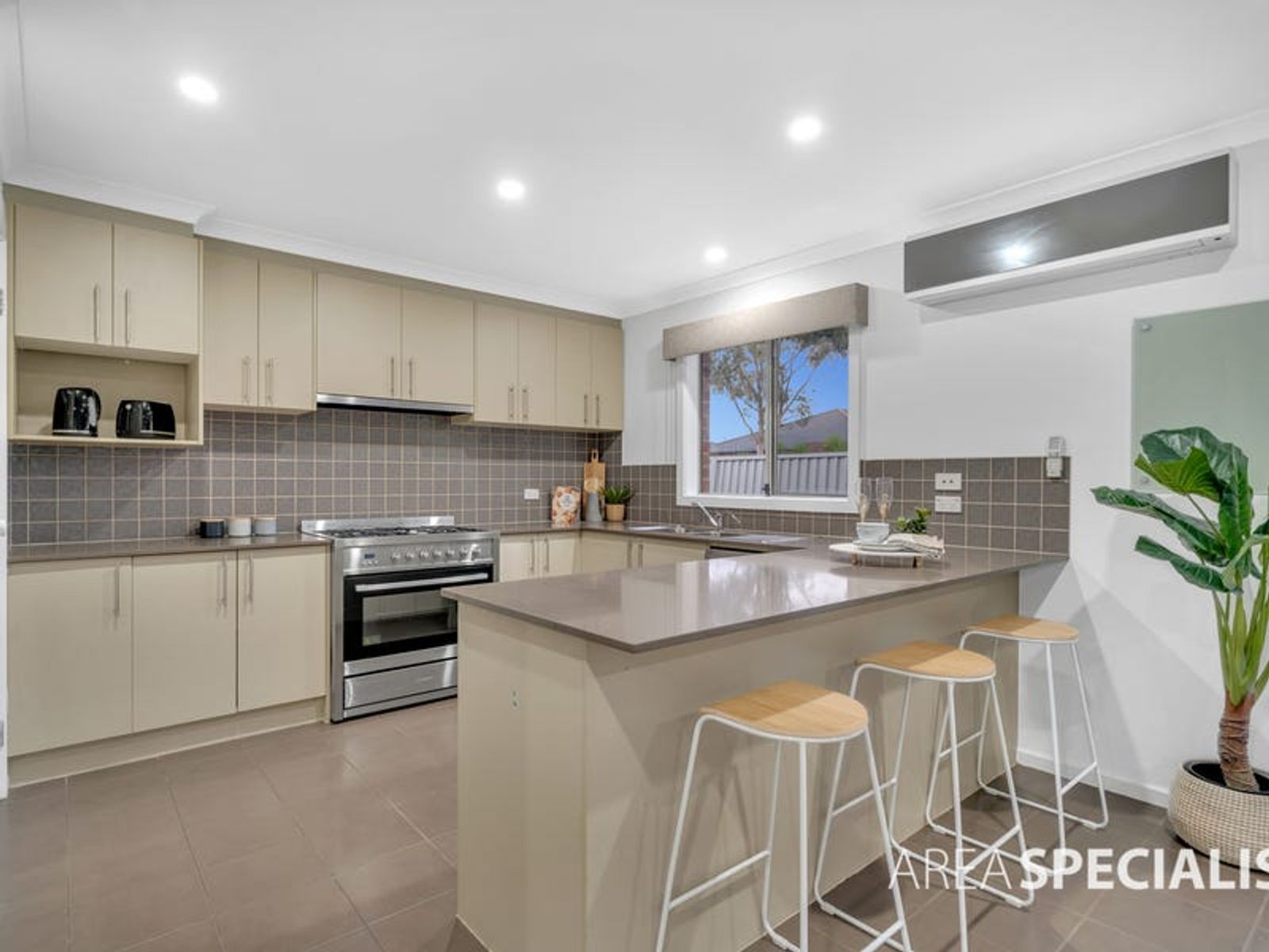41 Statesman Circuit, Cranbourne East, VIC 3977, Cranbourne East - Thumbnail 7